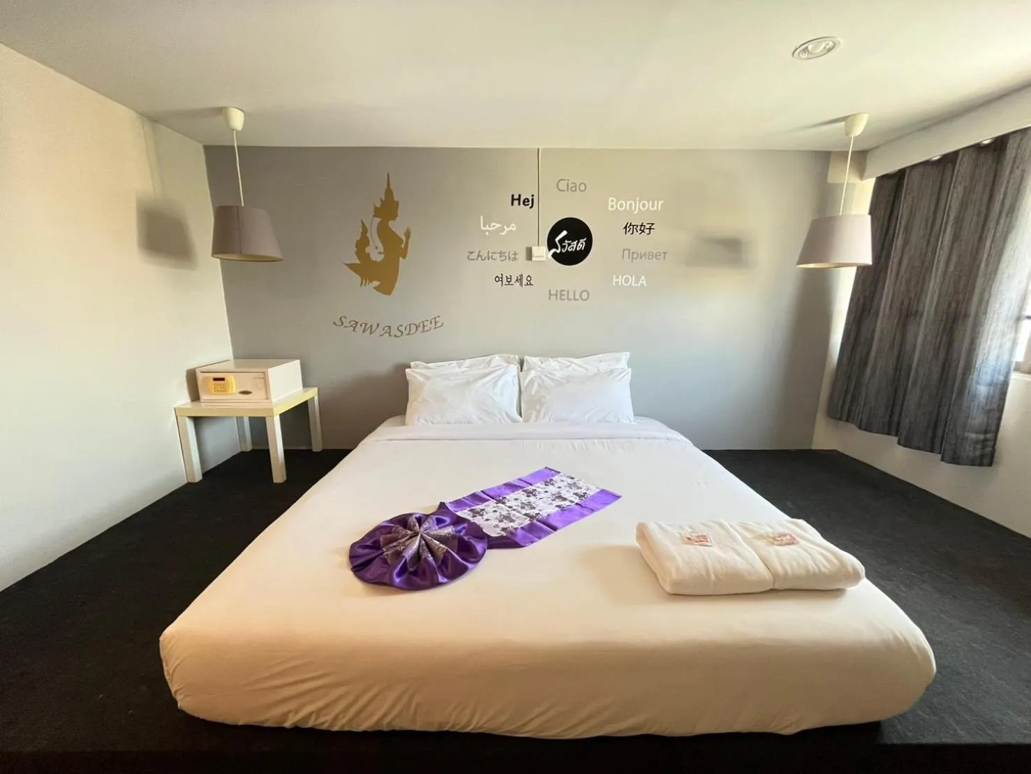 Bed in Sawasdee Siam Pattaya Hotel