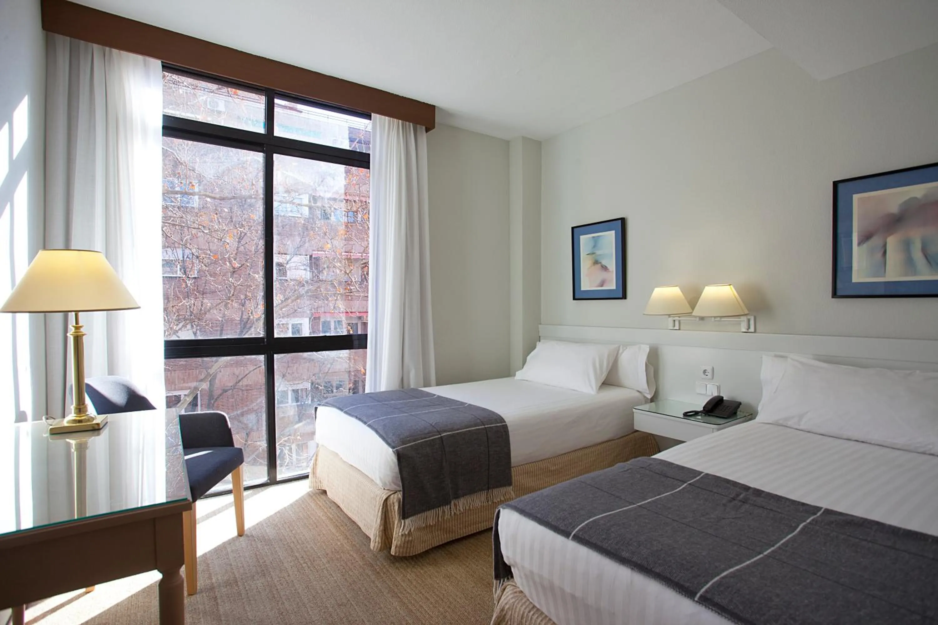 Bedroom, Bed in Espahotel Plaza Basílica