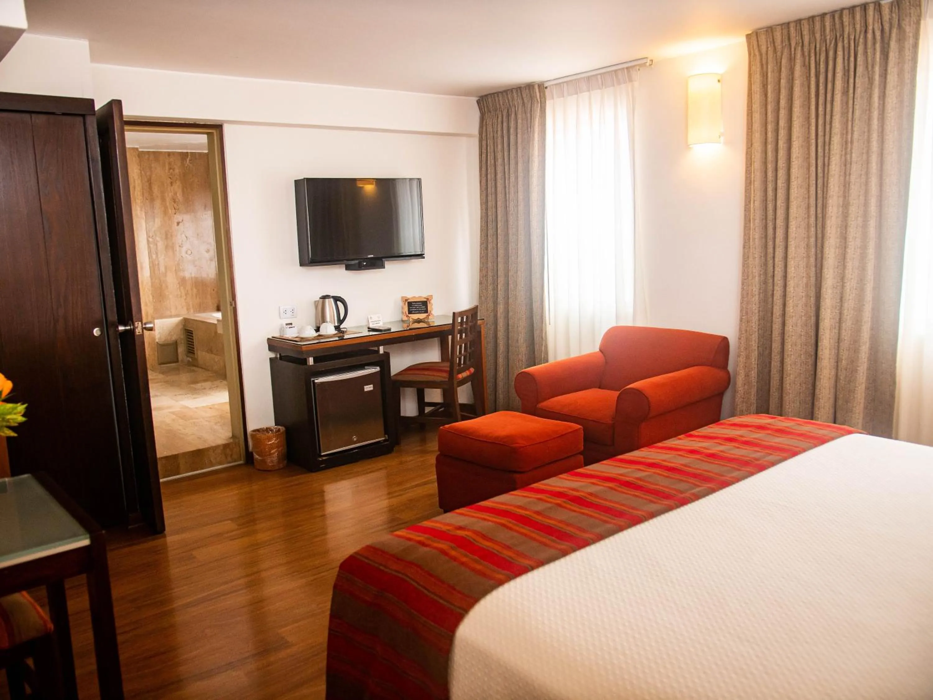 Photo of the whole room, Bed in San Agustin Exclusive