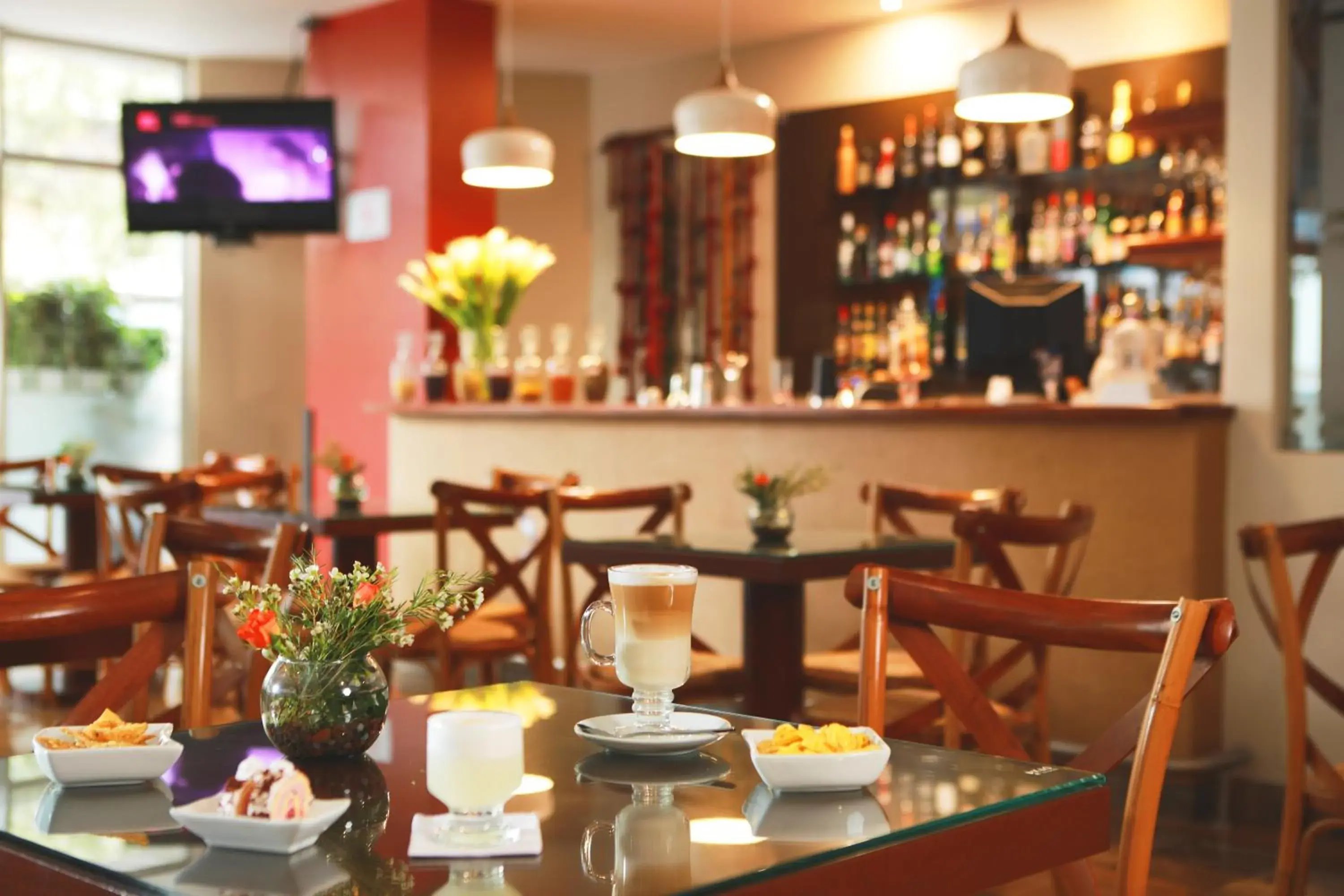 Lounge or bar in San Agustin Exclusive Lounge or bar in San Agustin Exclusive