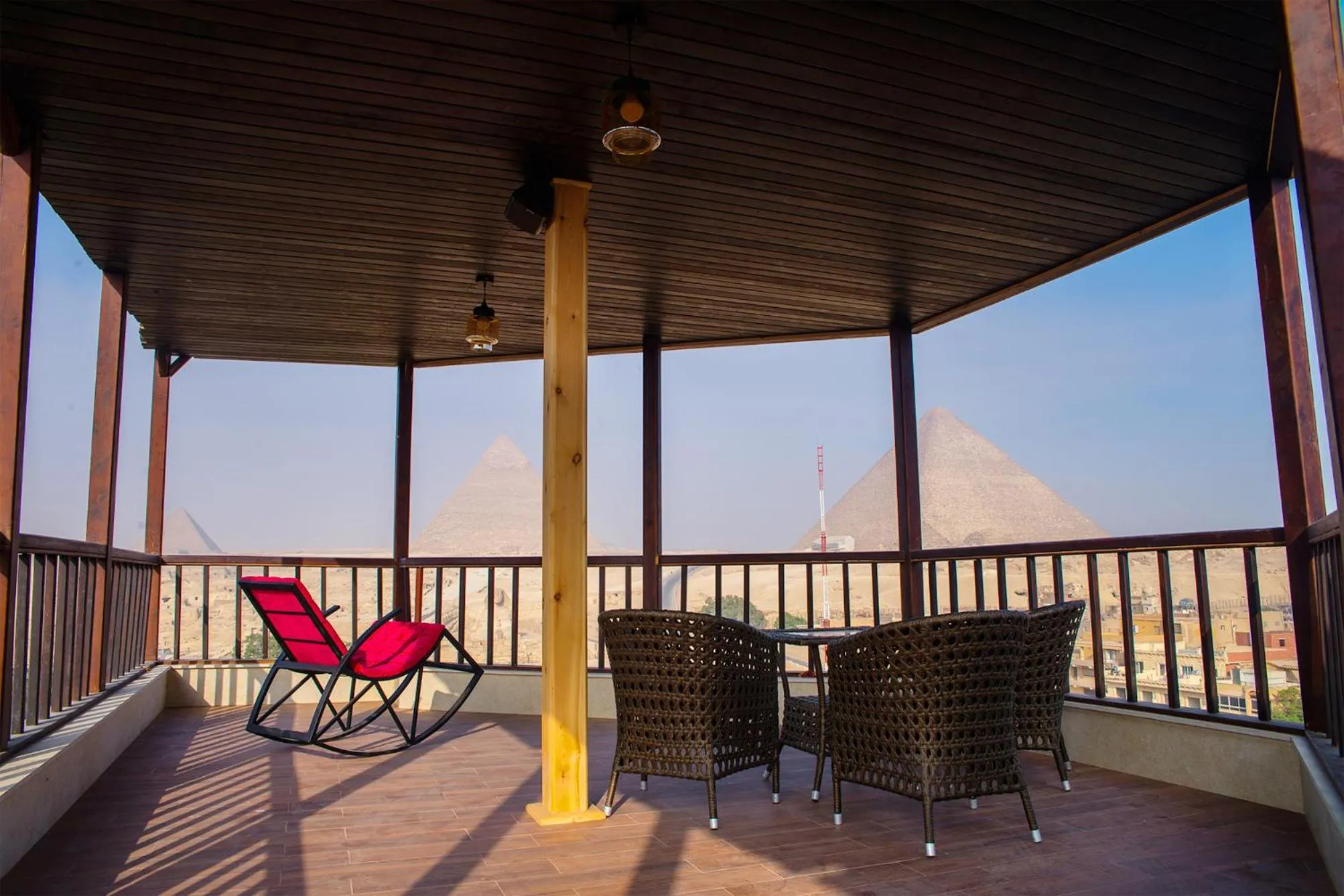 Restaurant/places to eat in Marvel Stone Hotel