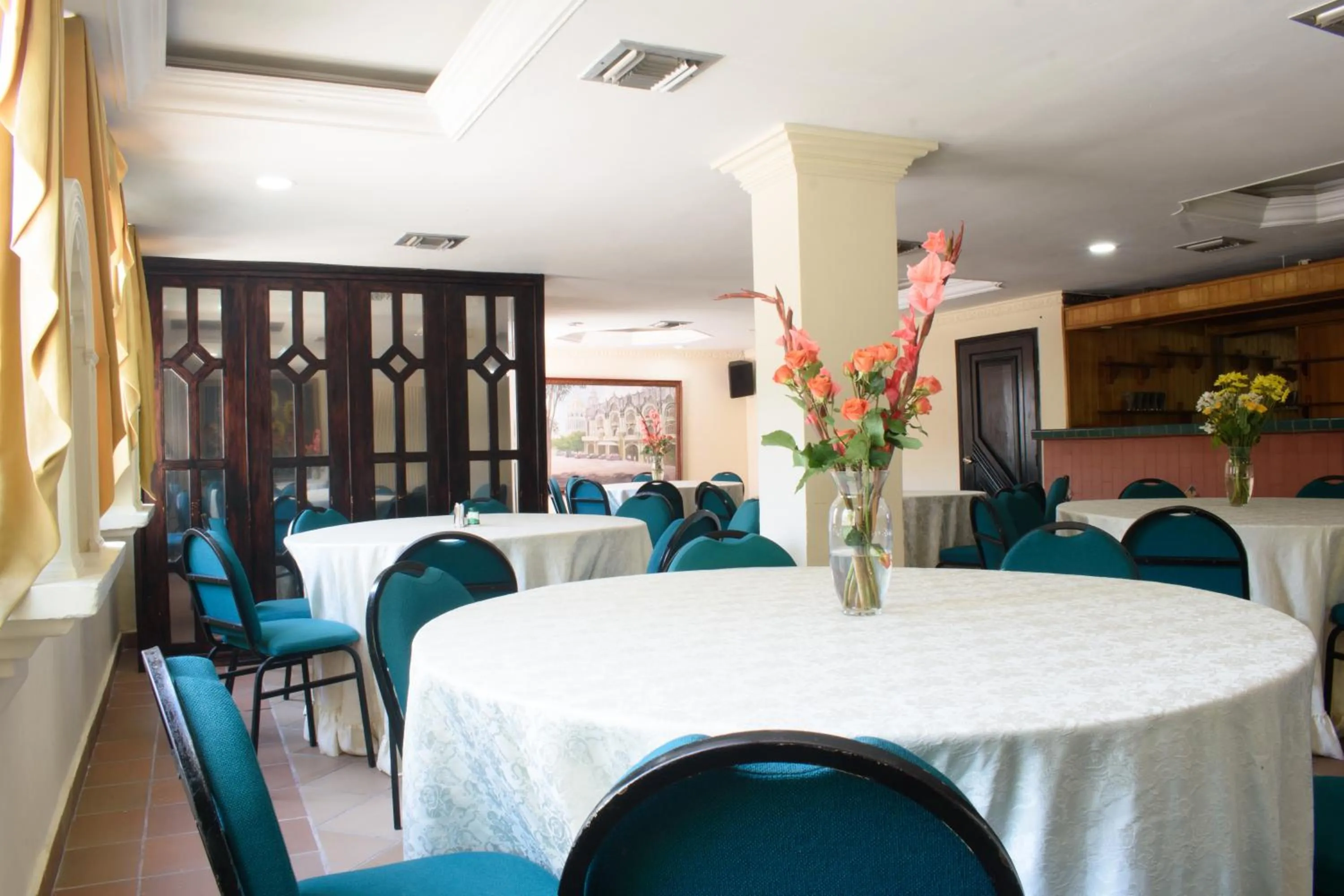 Restaurant/places to eat in Hotel Caribe Plaza Barranquilla