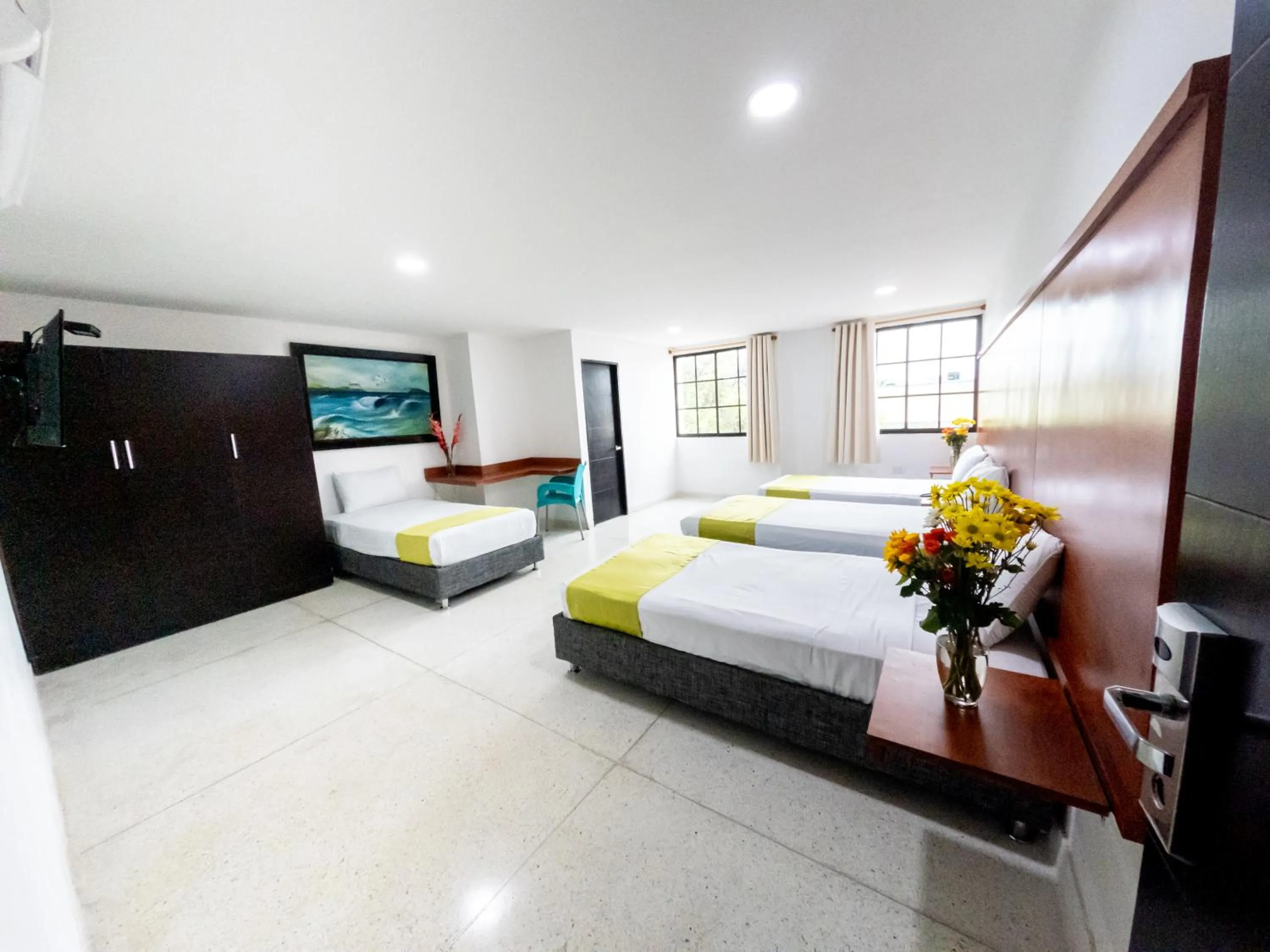 Photo of the whole room, Bed in Hotel Caribe Plaza Barranquilla
