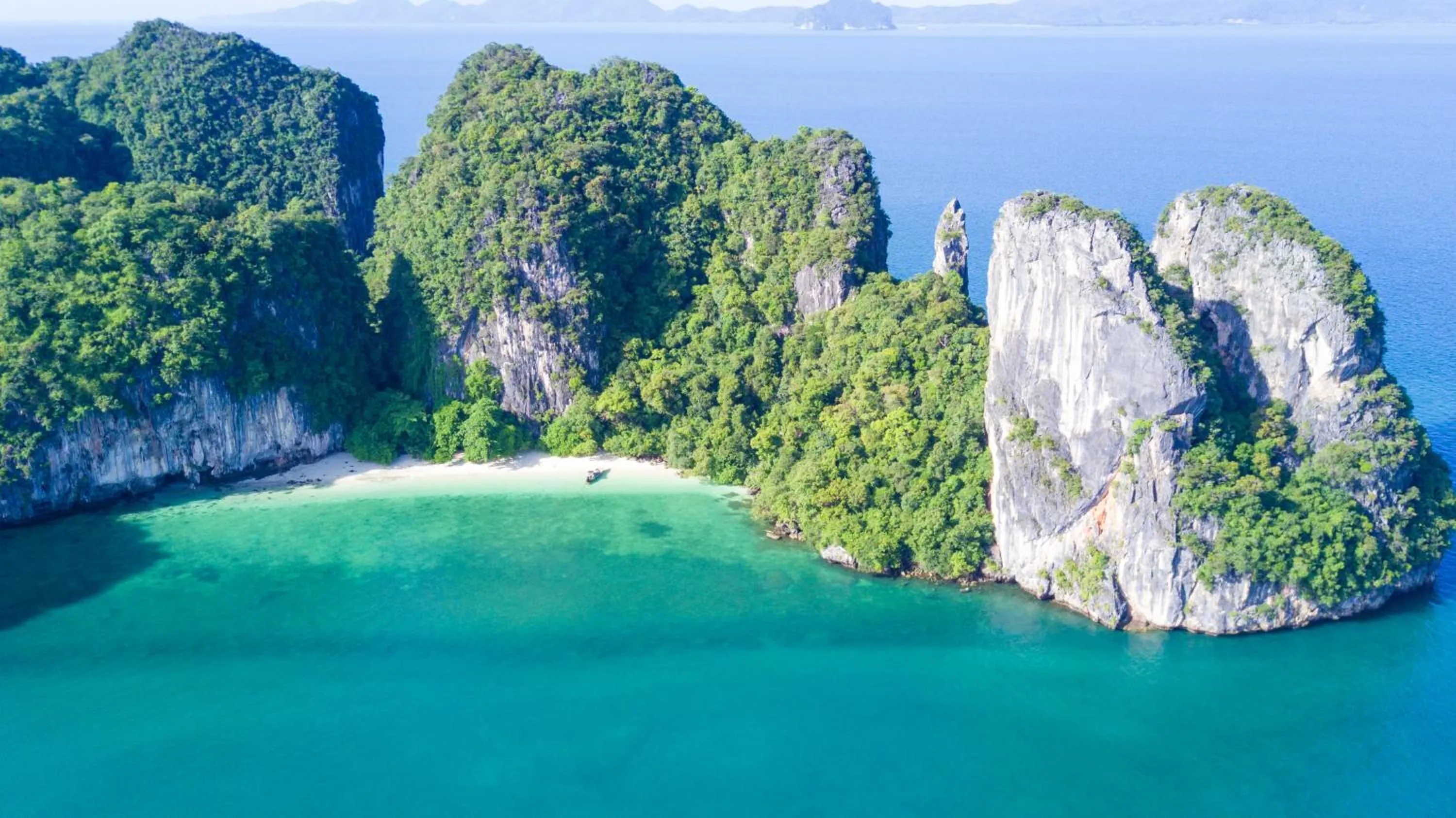 Natural landscape in 9 Hornbills Tented Camp