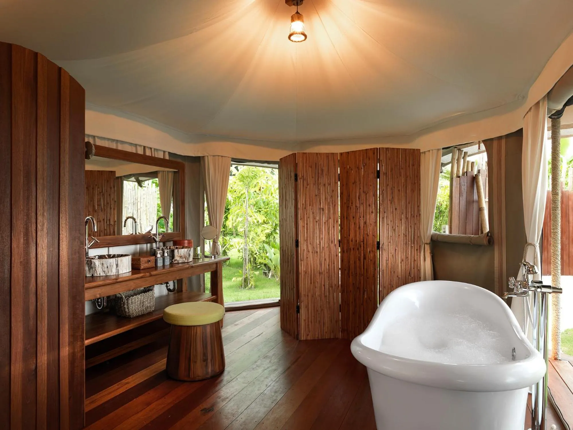 Bathroom in 9 Hornbills Tented Camp