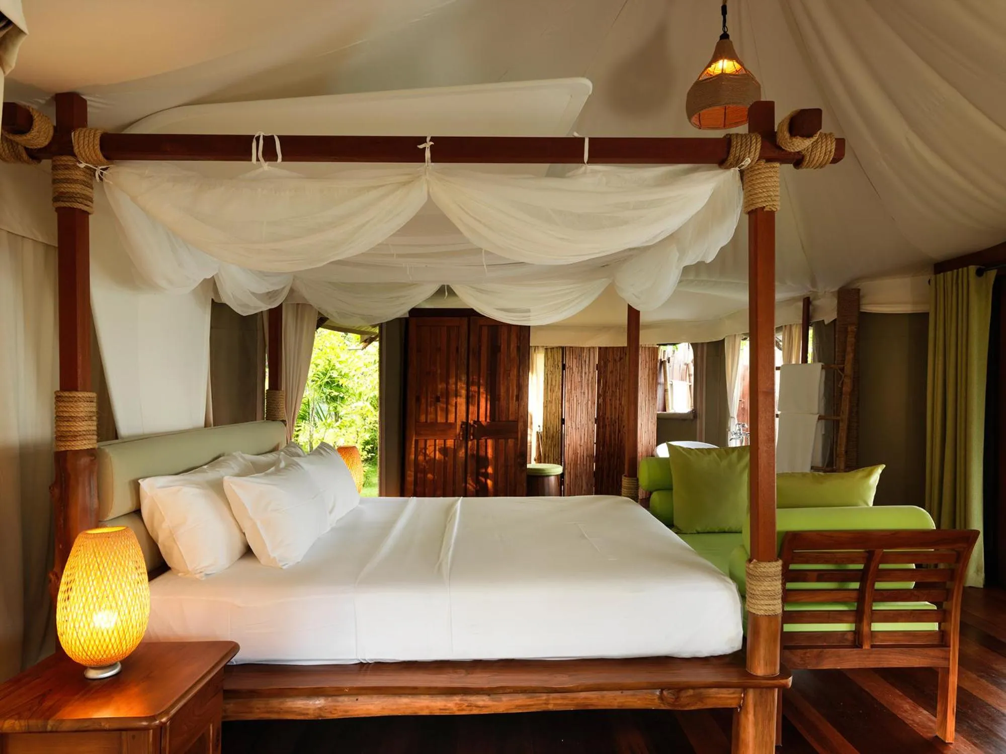 Bedroom, Bed in 9 Hornbills Tented Camp