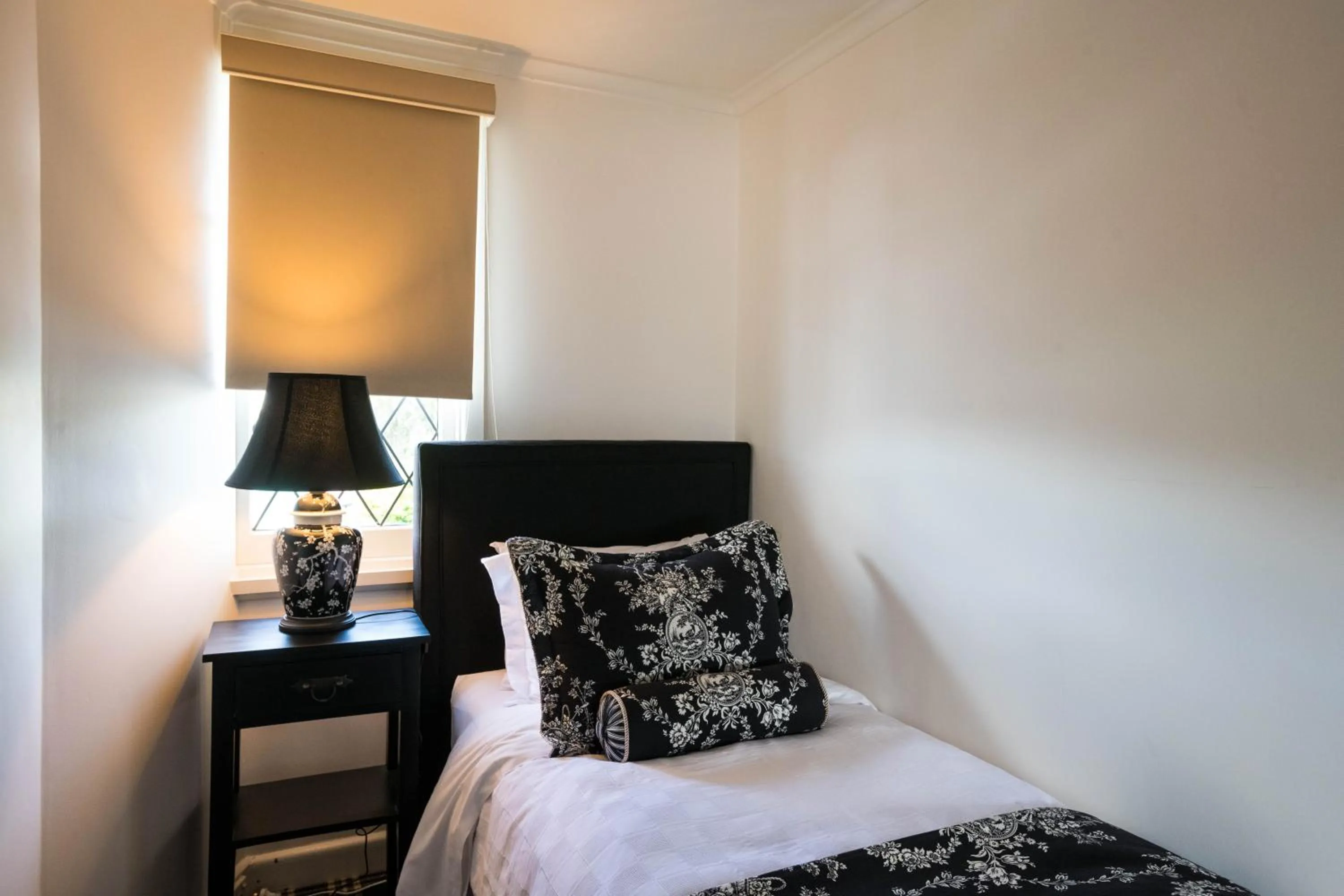 Bed in Battery Point Boutique Accommodation