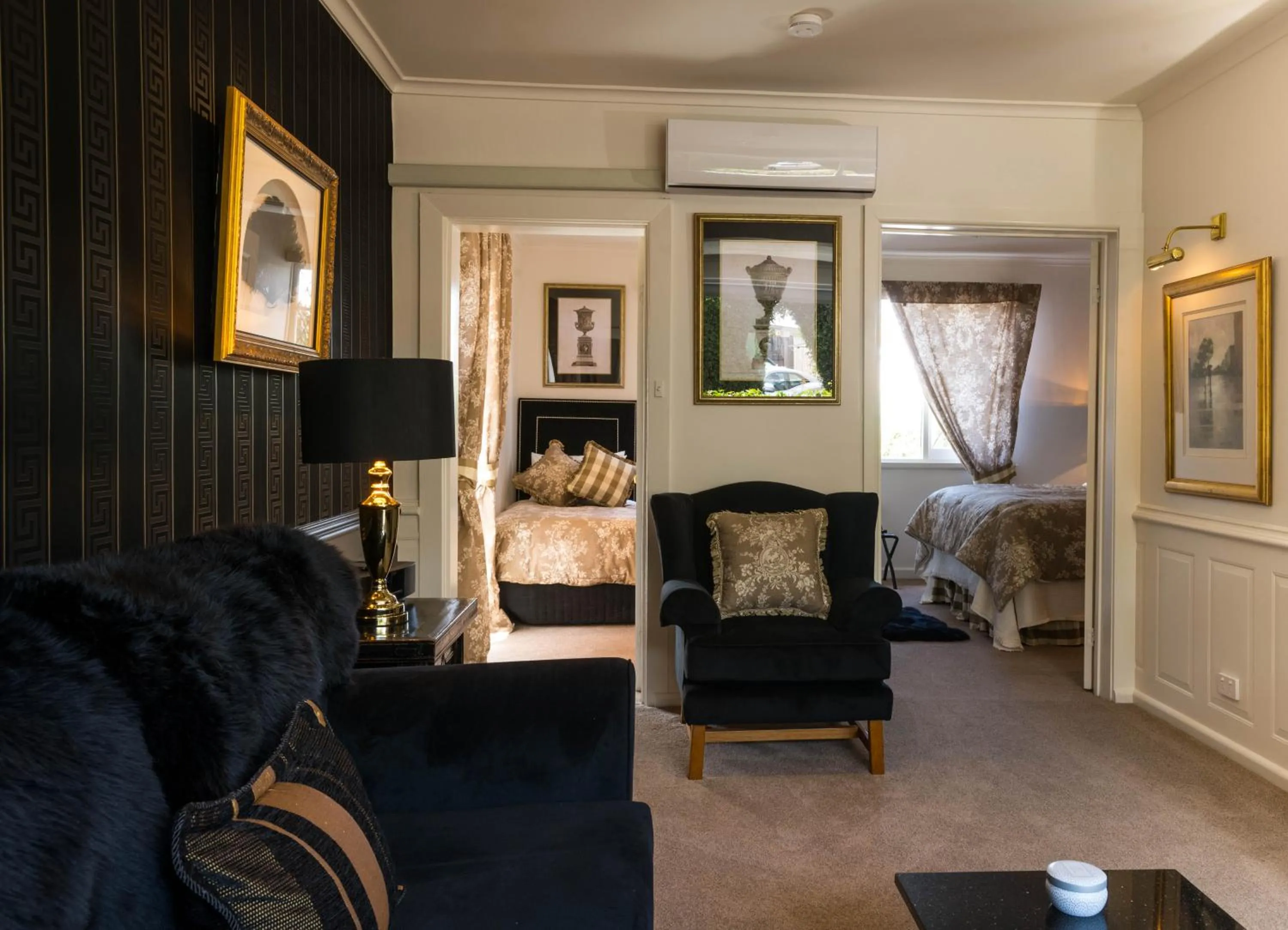 Bed in Battery Point Boutique Accommodation