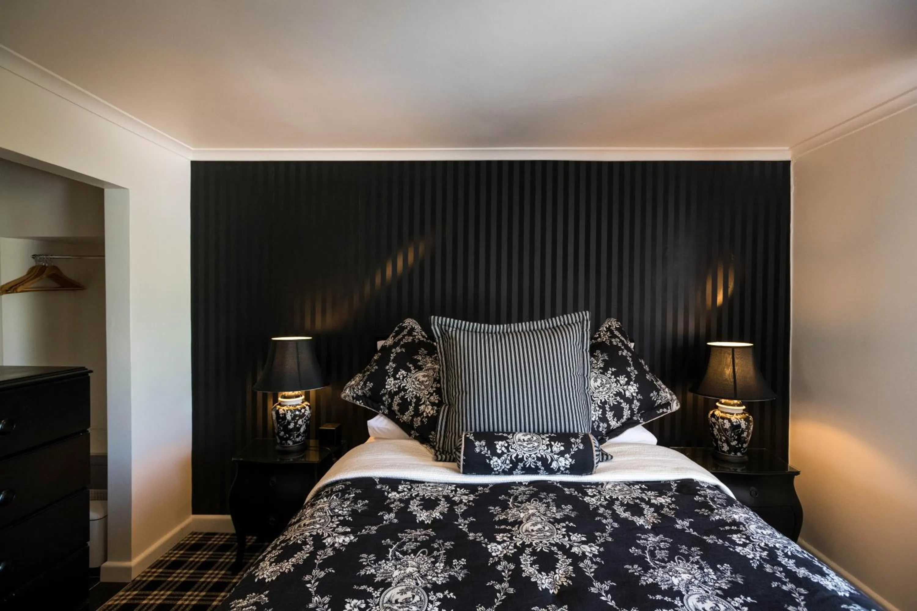 Bed in Battery Point Boutique Accommodation