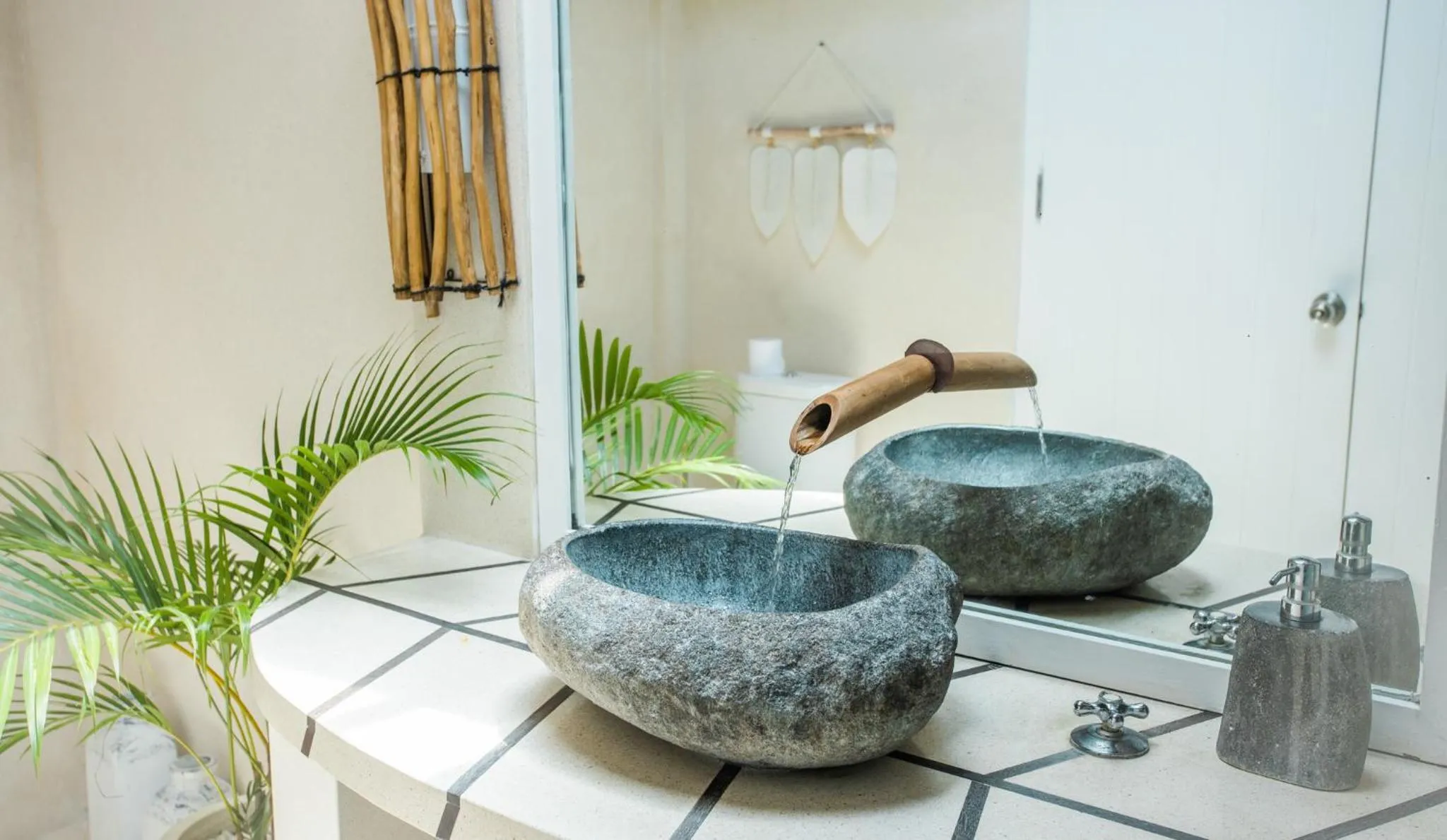 Bathroom in The Green Room Canggu