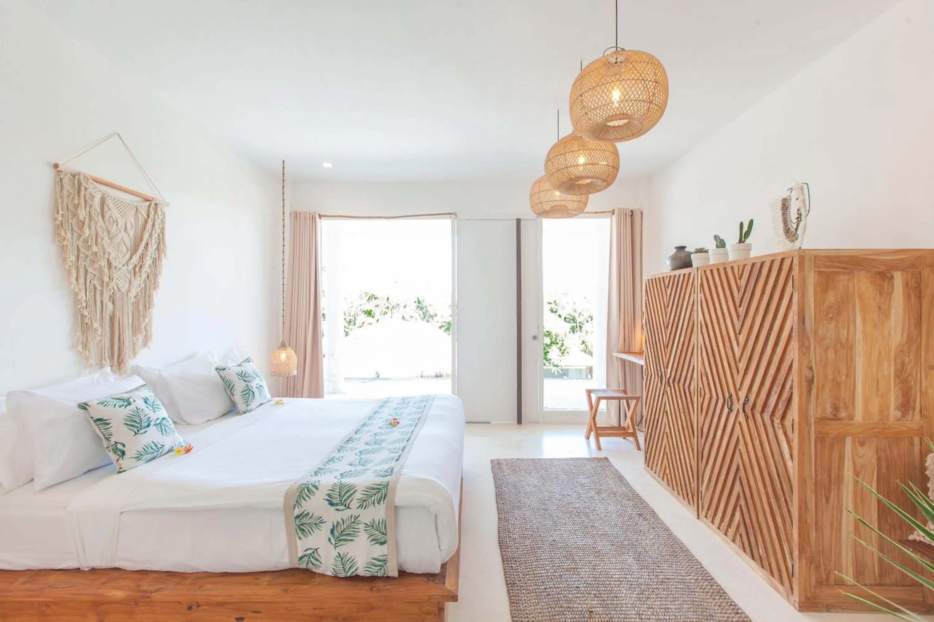 Photo of the whole room, Bed in The Green Room Canggu