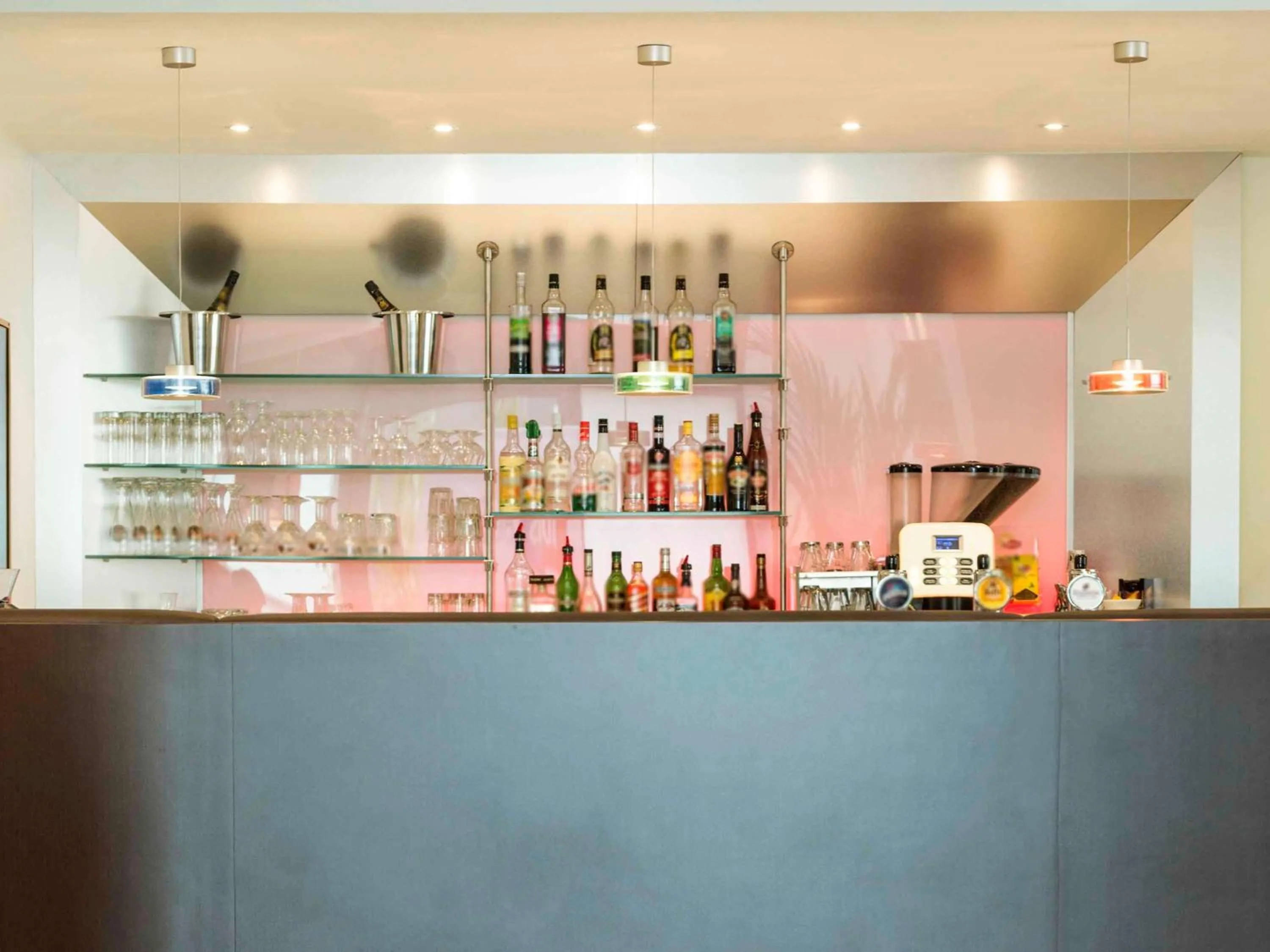 Lounge or bar in ibis Esch Belval