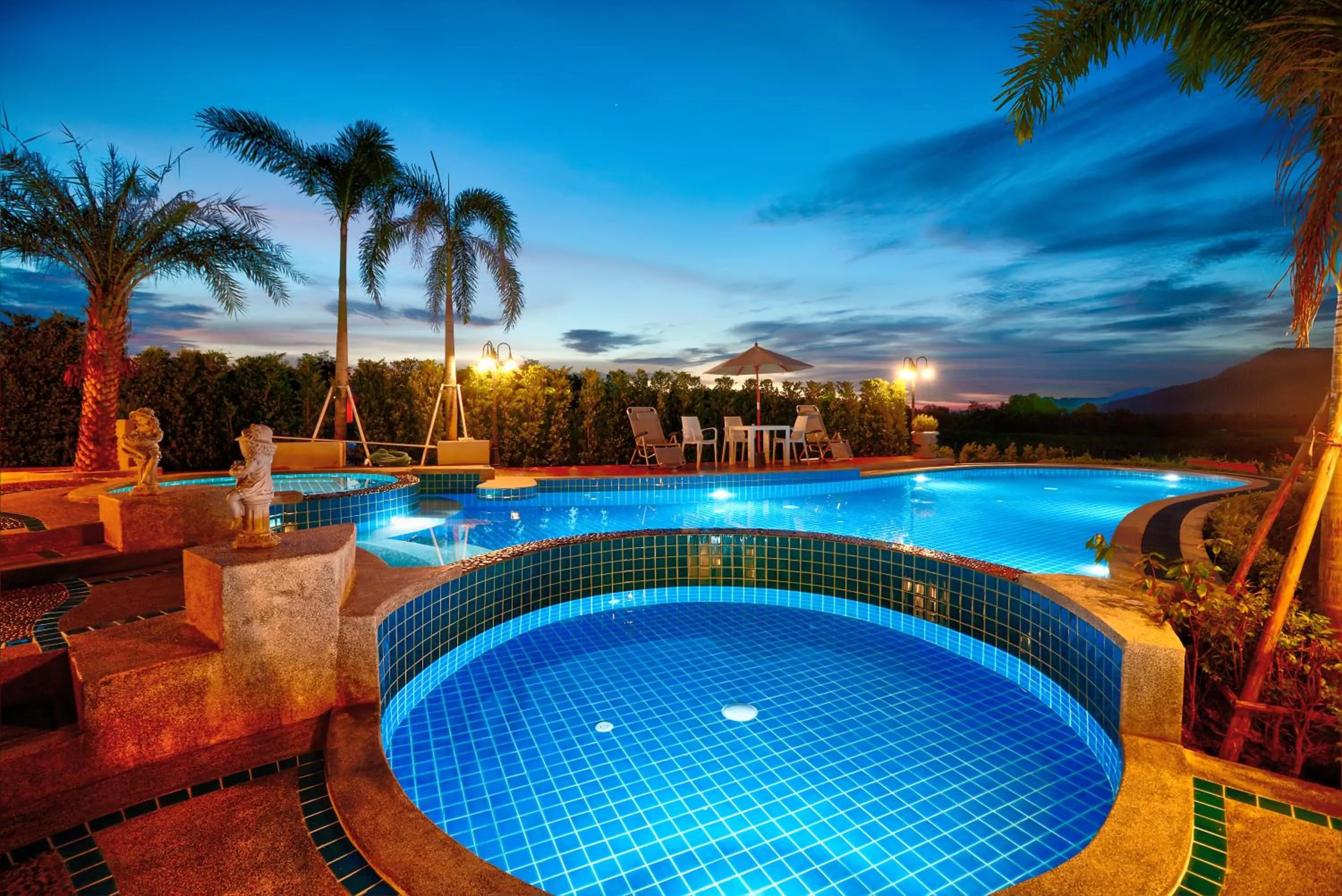 Swimming pool in Chateau de Prim Khao Yai