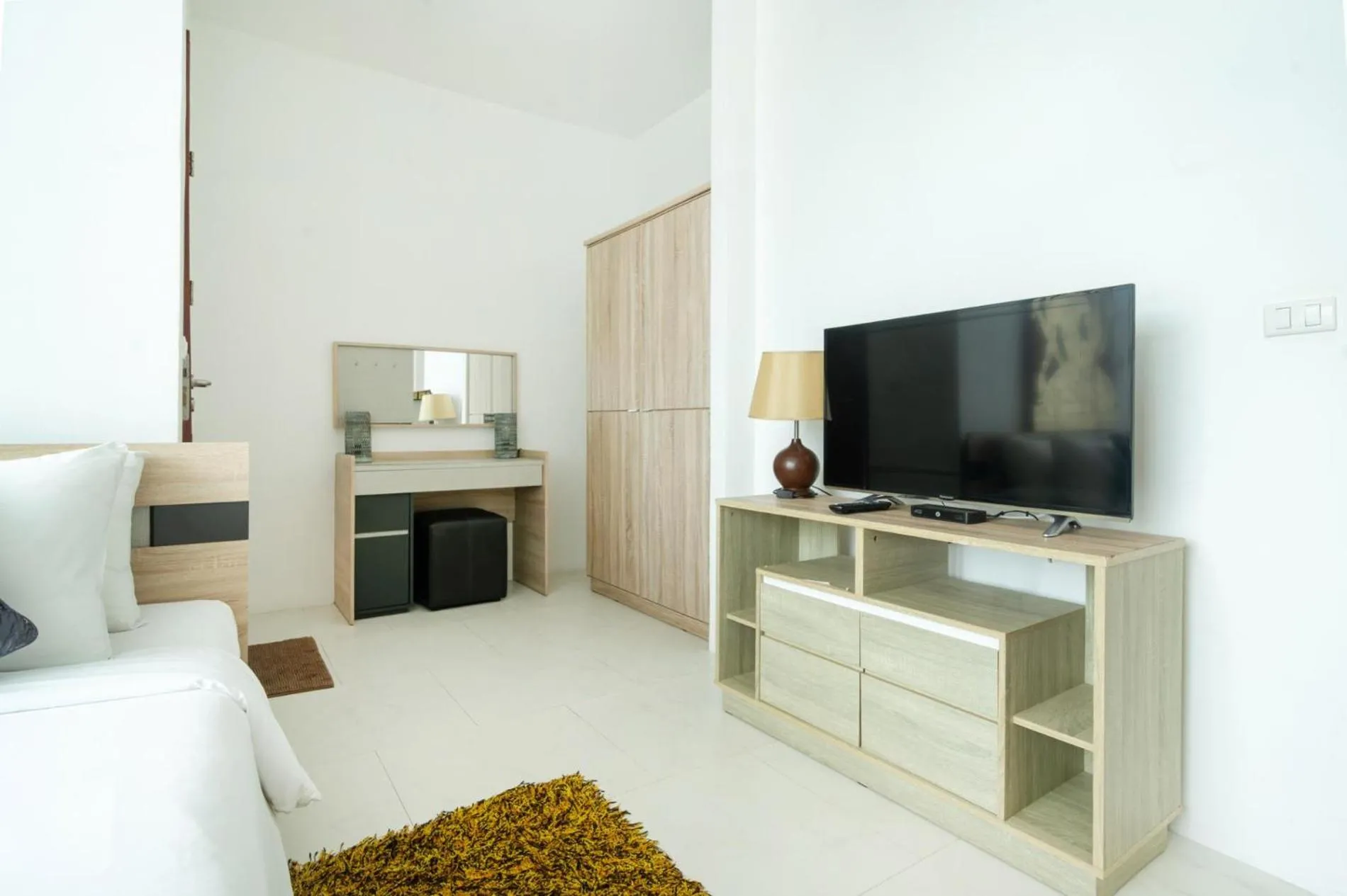 Floor plan, Bed in Kamala Sea View-villa with private pool and maid