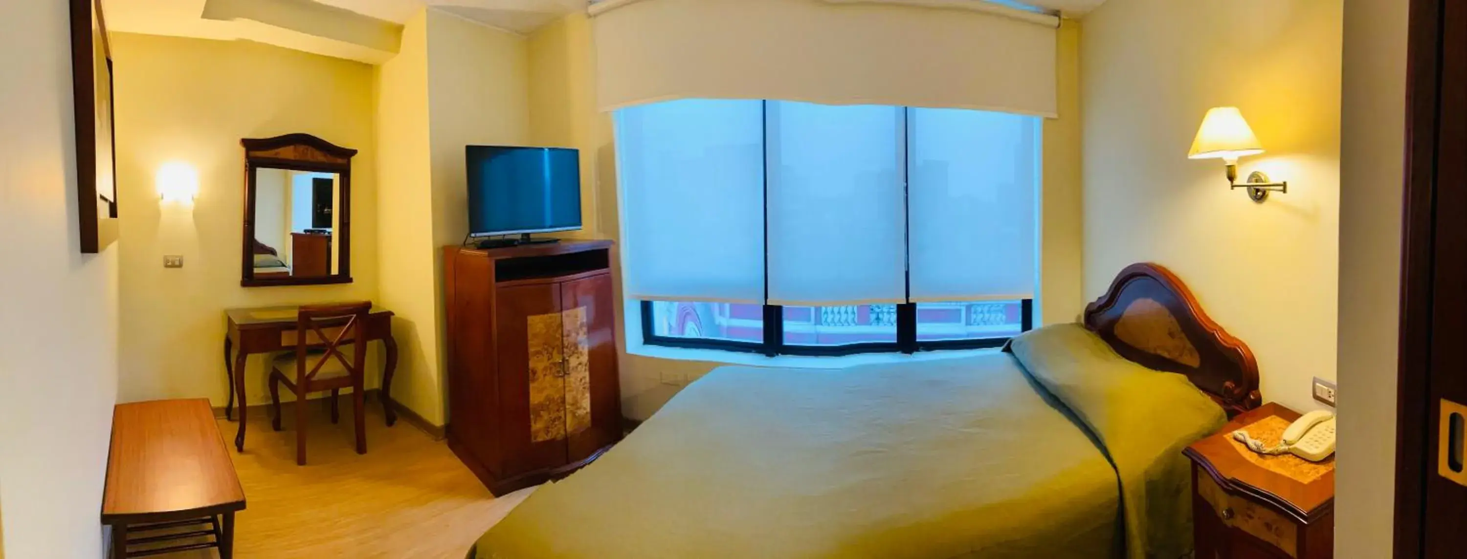 Bed in Hotel Continental Lima Bed in Hotel Continental Lima