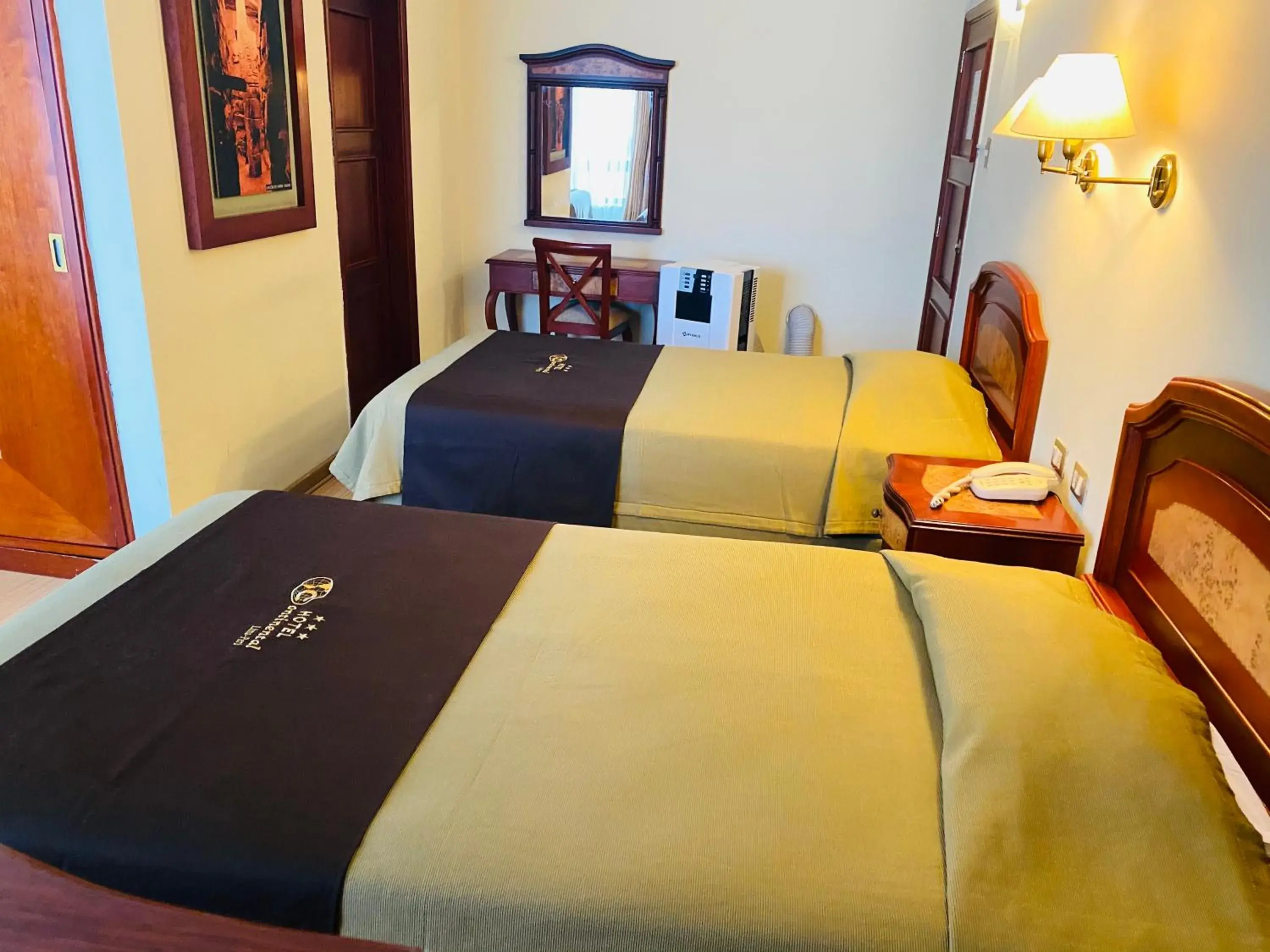 Bed in Hotel Continental Lima Bed in Hotel Continental Lima