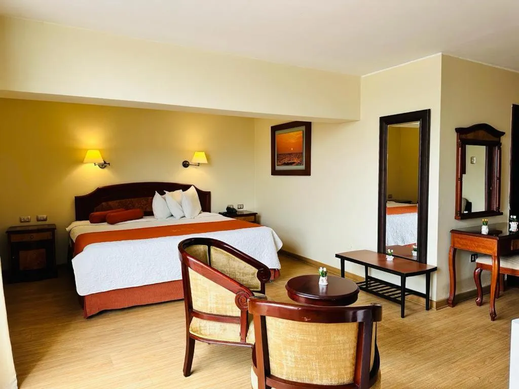 Bed in Hotel Continental Lima