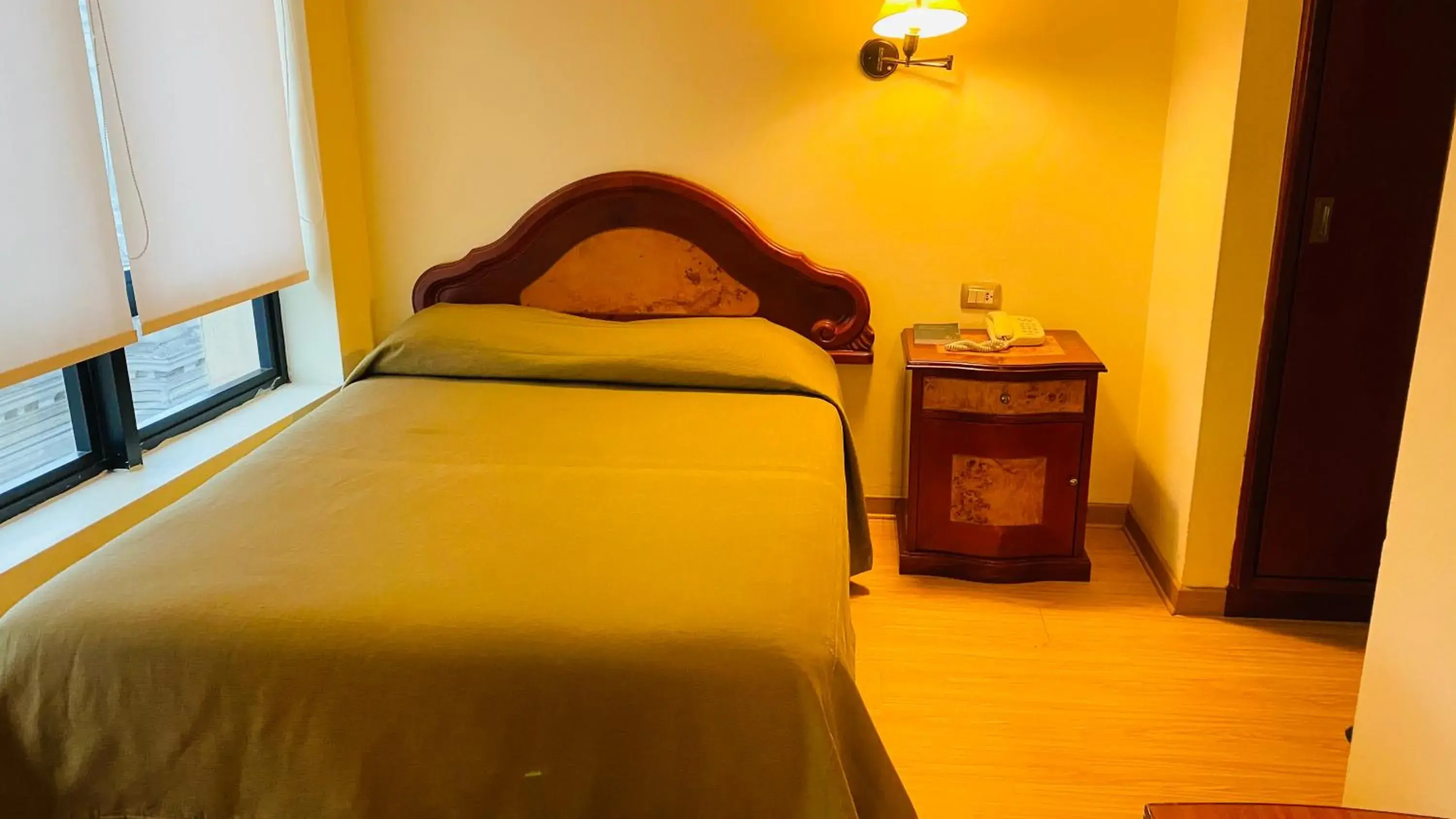 Bed in Hotel Continental Lima Bed in Hotel Continental Lima