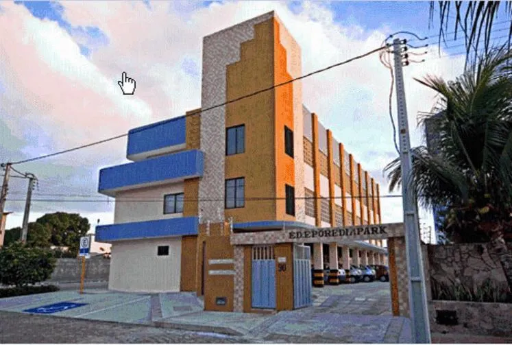 Facade/entrance in Aparthotel Eporedia