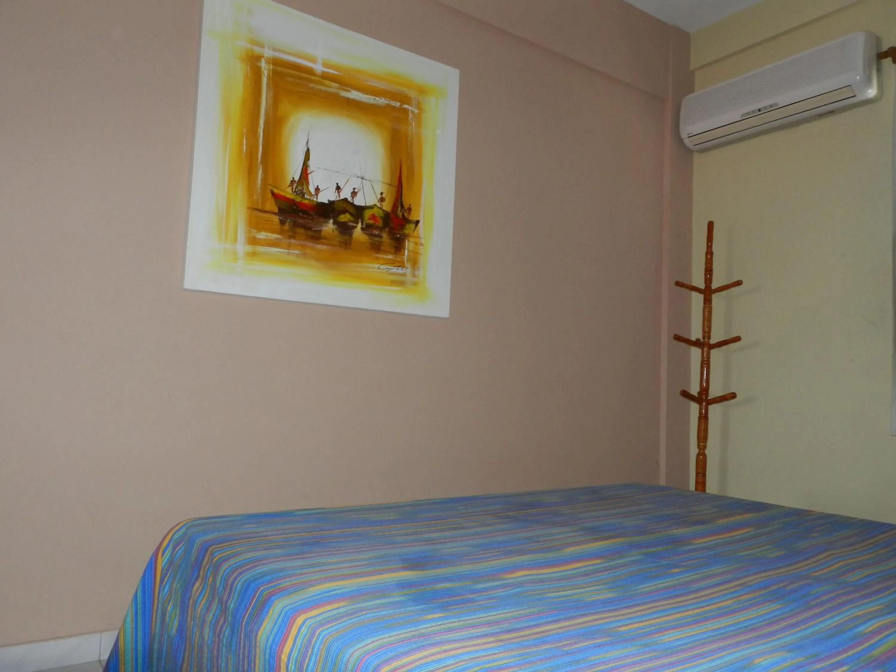 Bed in Aparthotel Eporedia