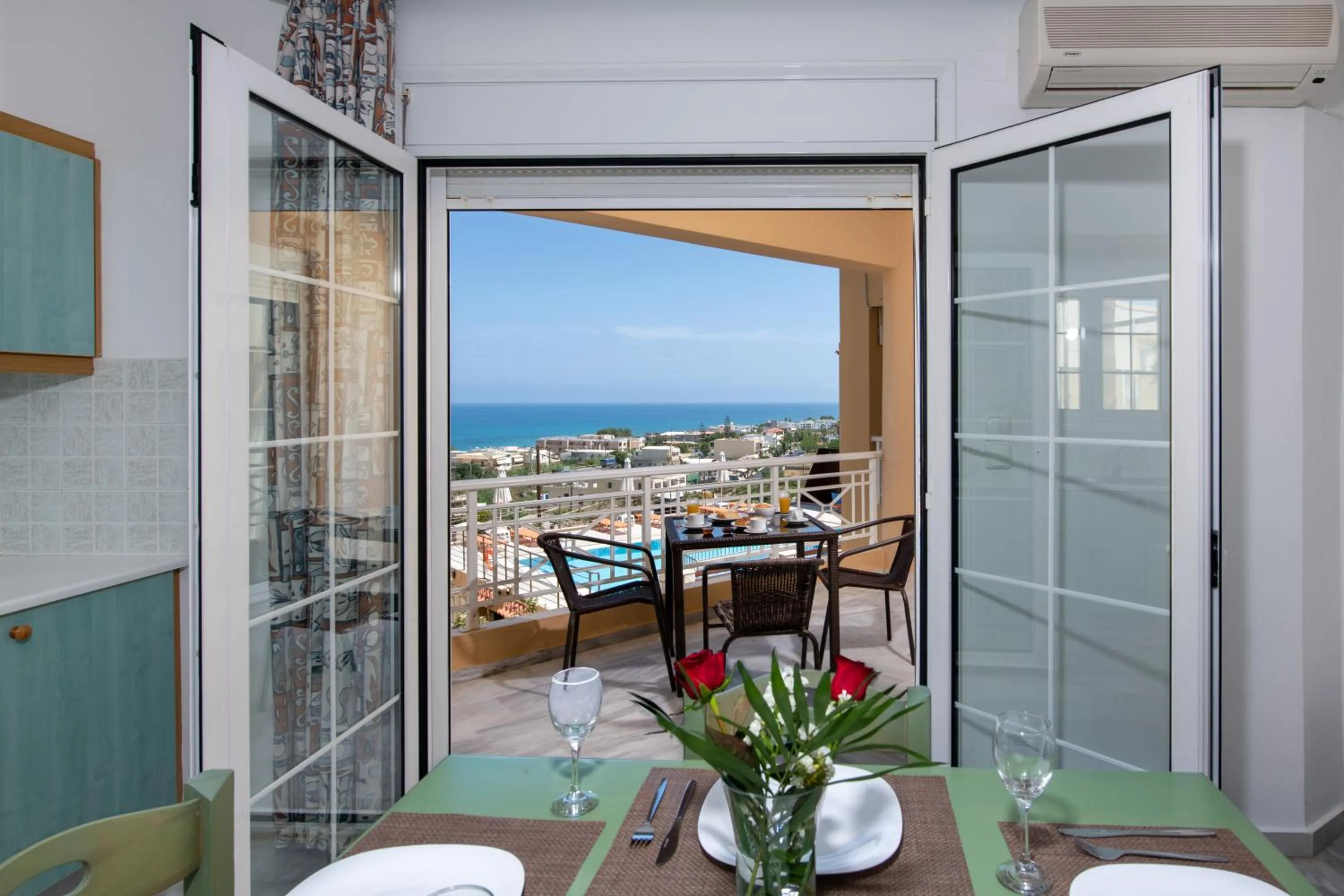 Dining area in Sunrise Apartments