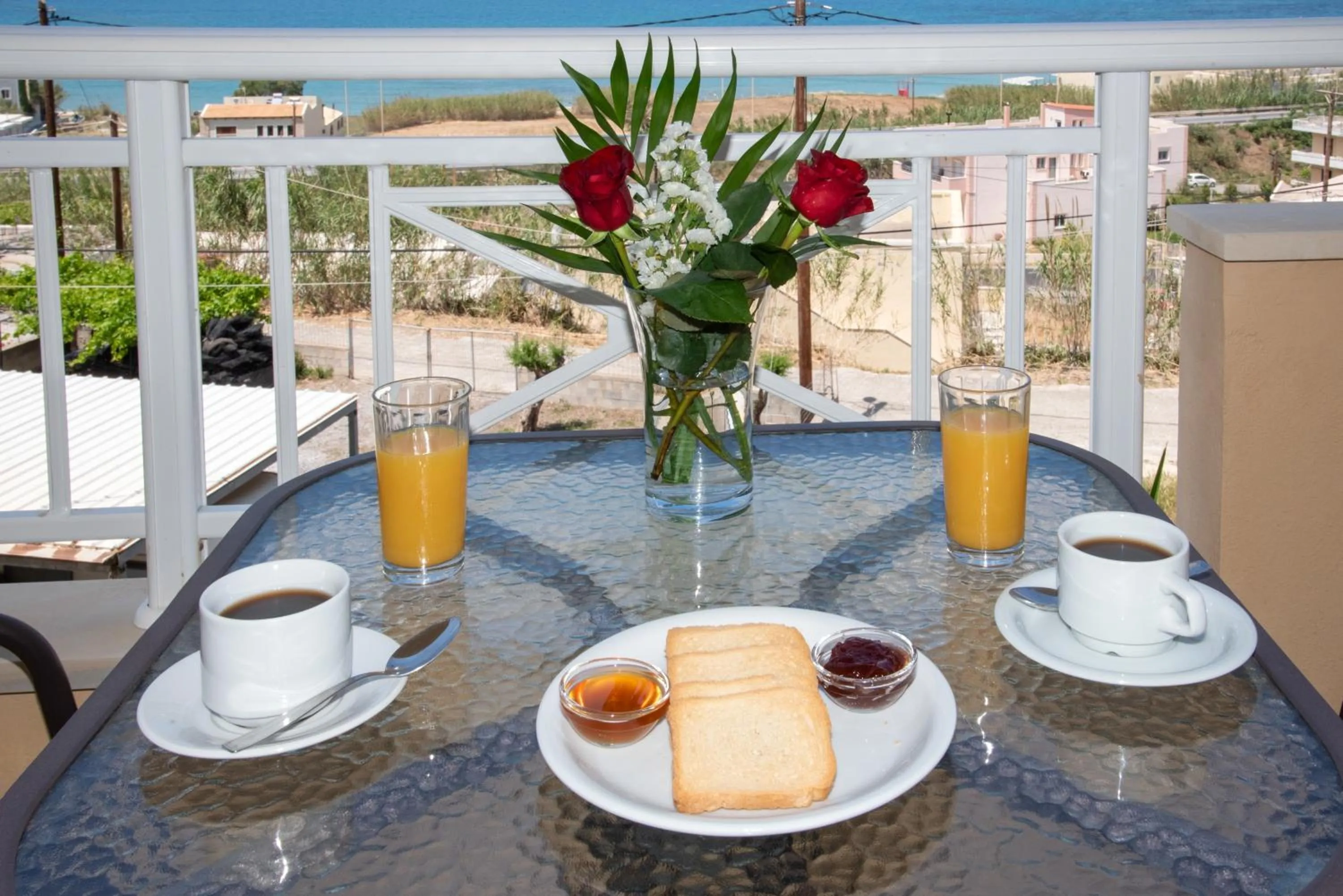 Breakfast in Sunrise Apartments