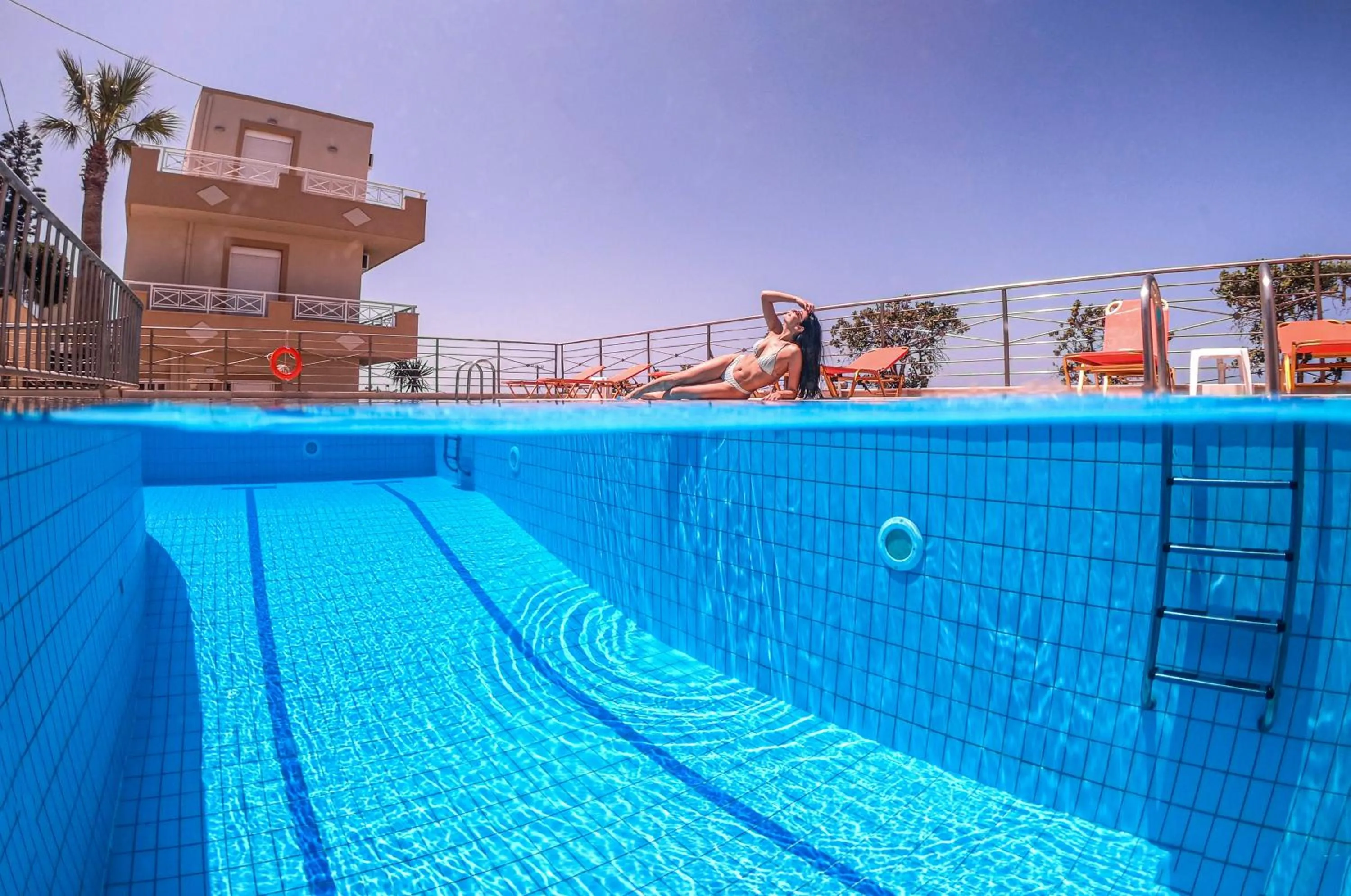 Swimming pool in Sunrise Apartments