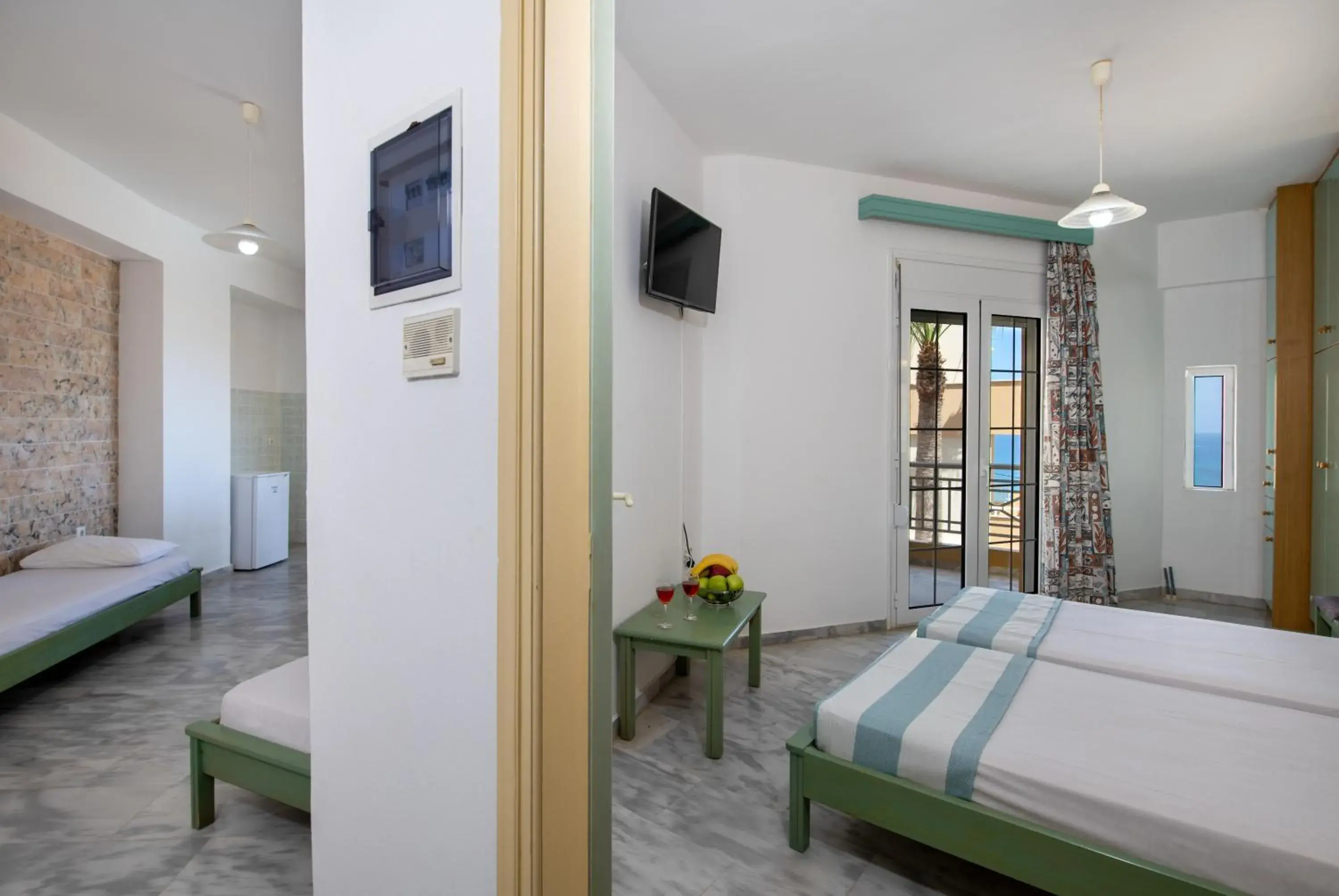 Bed in Sunrise Apartments Bed in Sunrise Apartments