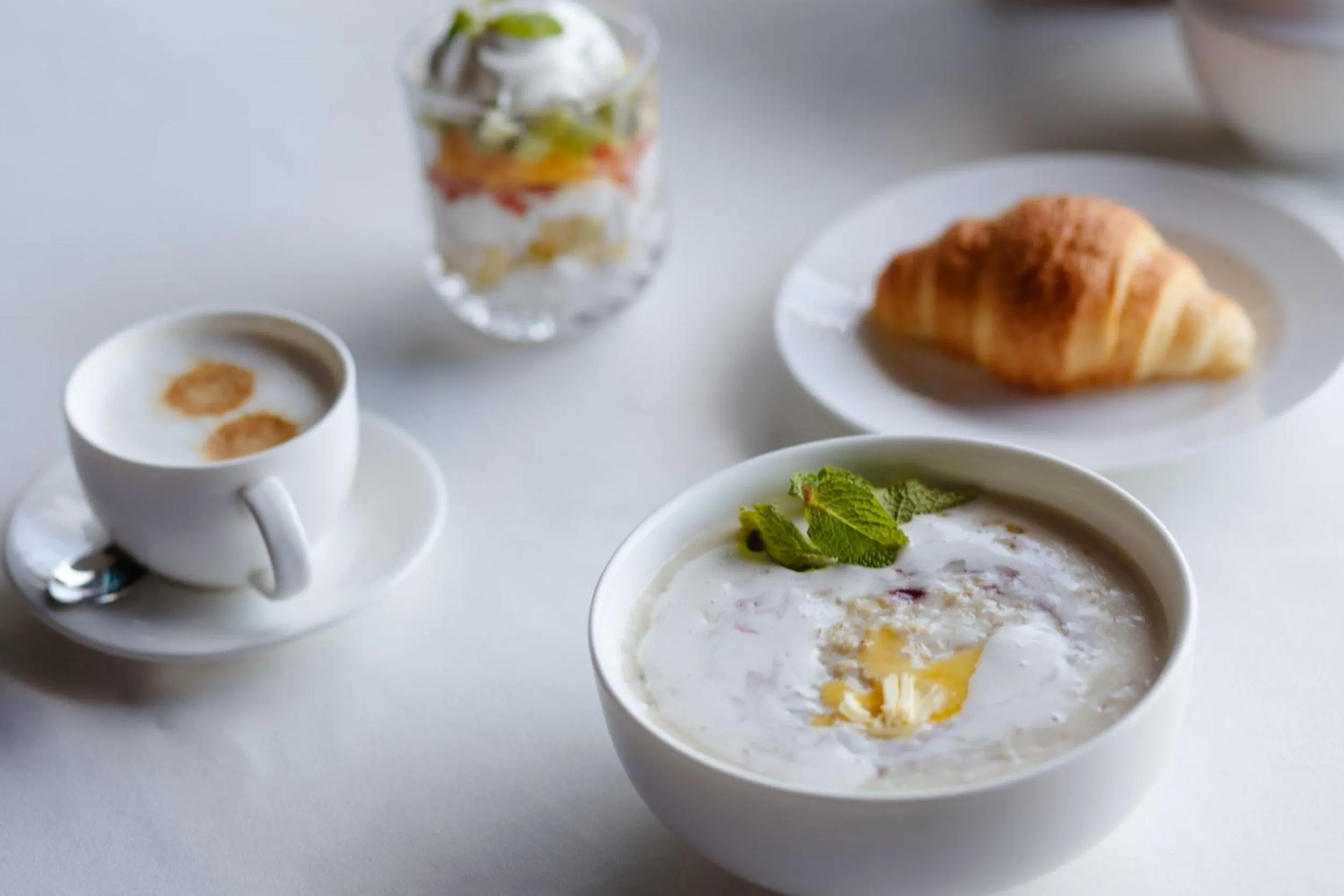 Restaurant/places to eat in Eleven Hotel and Hall