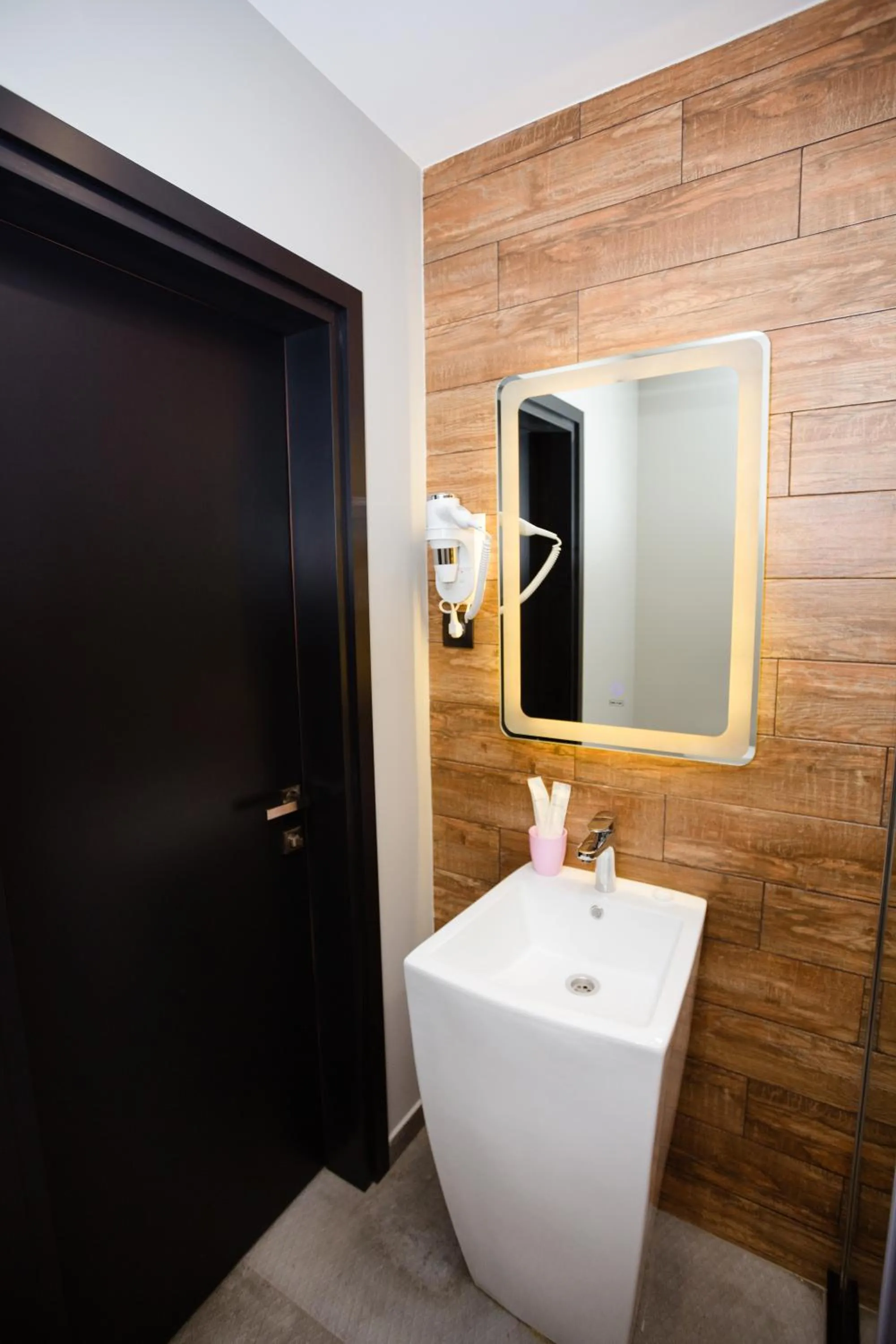 Toilet in Eleven Hotel and Hall