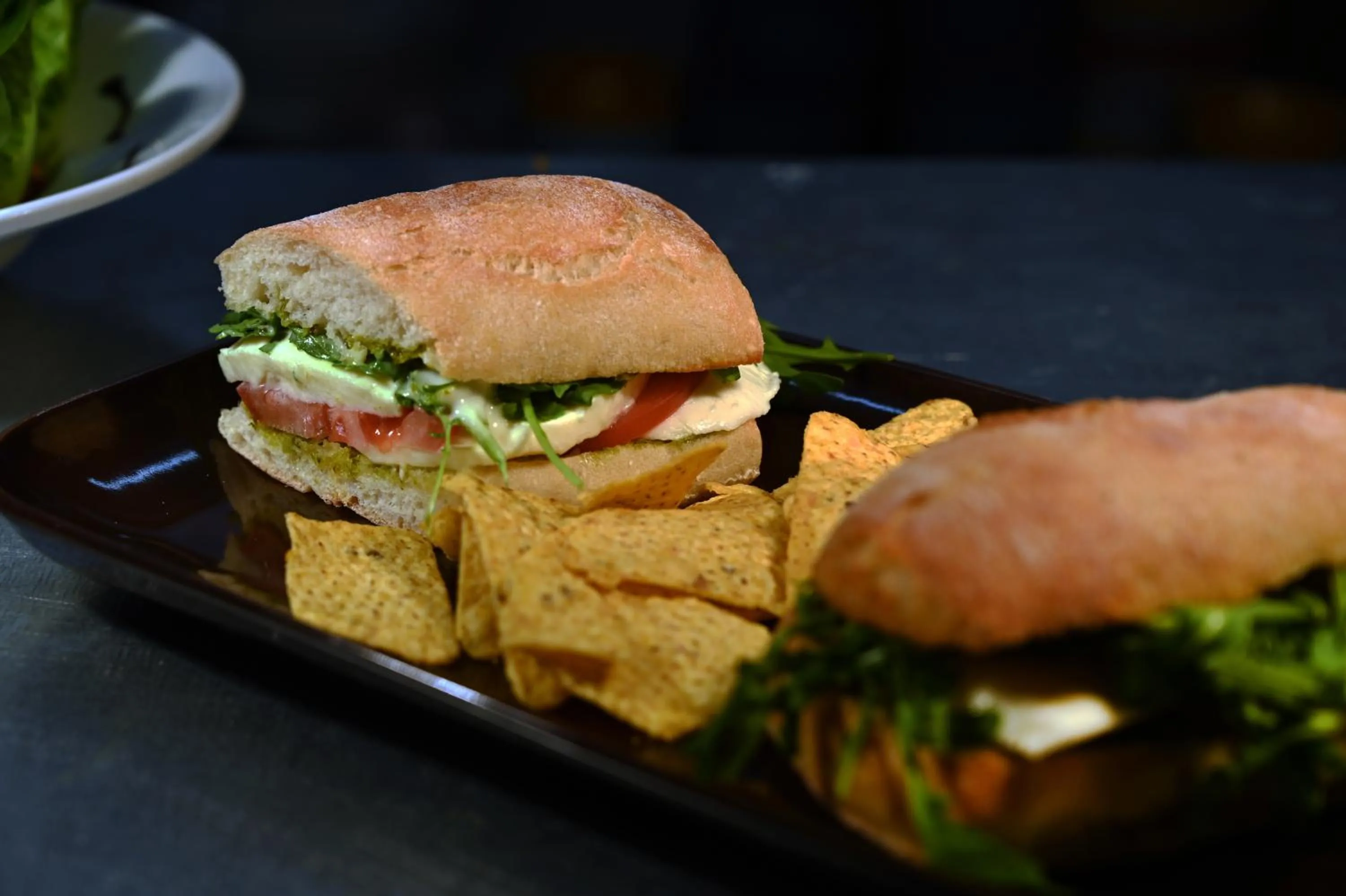 Food and drinks in Royal Lion Hotel