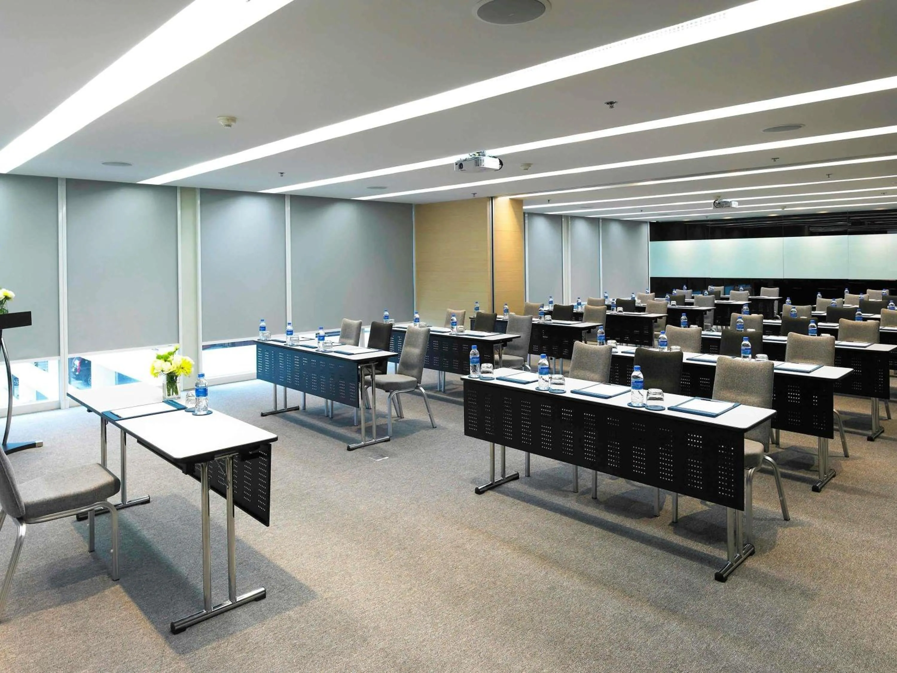 Meeting/conference room in Pullman Bangkok King Power