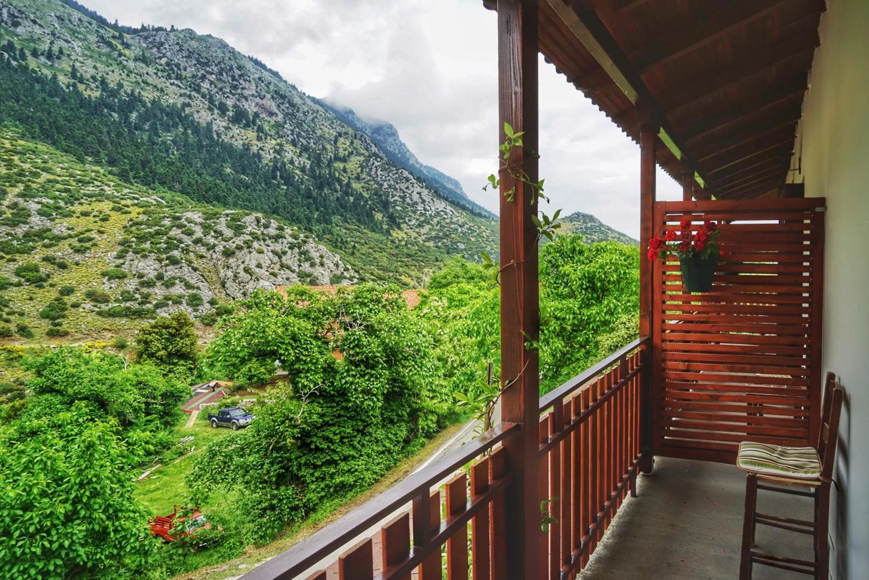 Mountain view in Guesthouse Mavrodimos