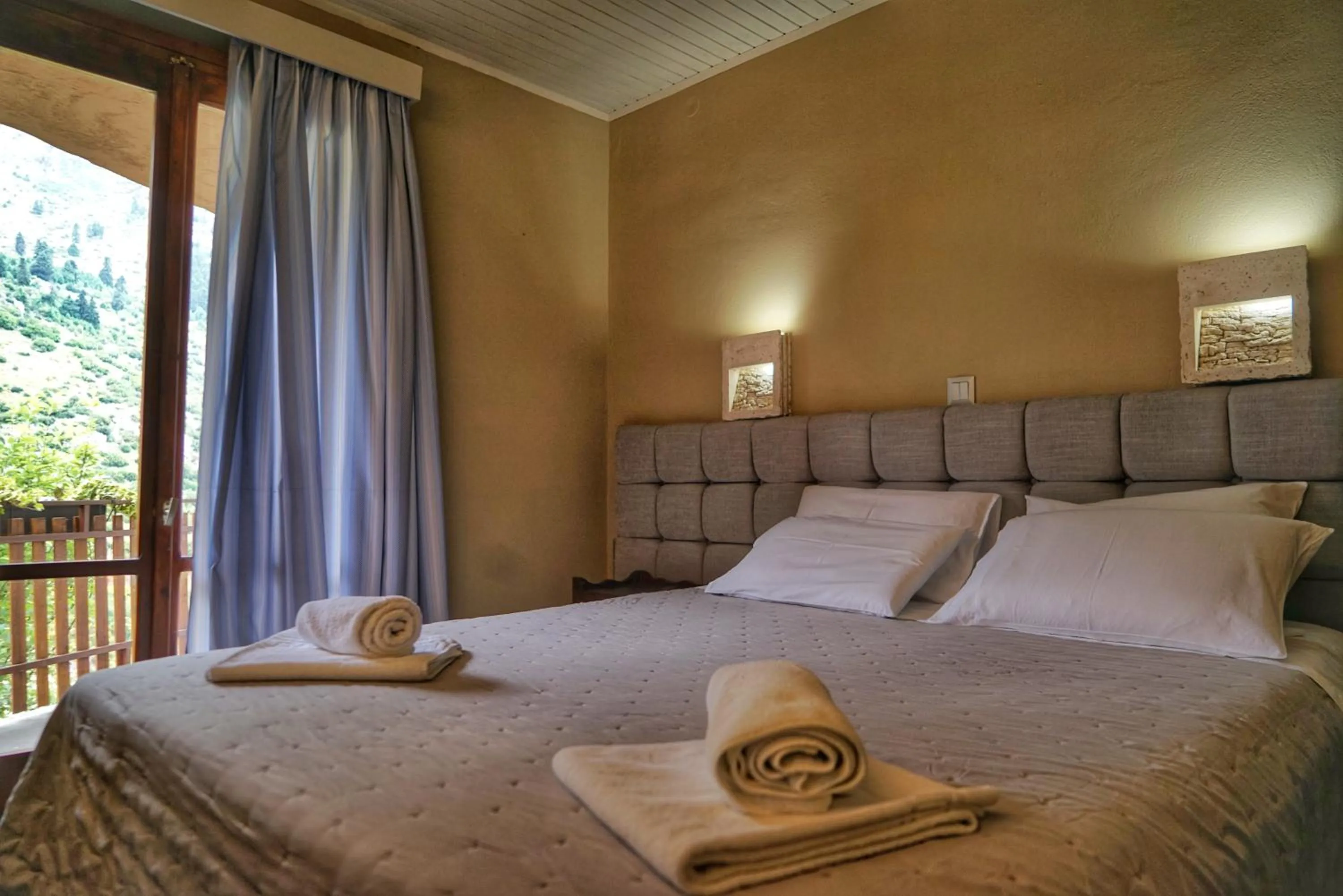 Mountain view, Bed in Guesthouse Mavrodimos