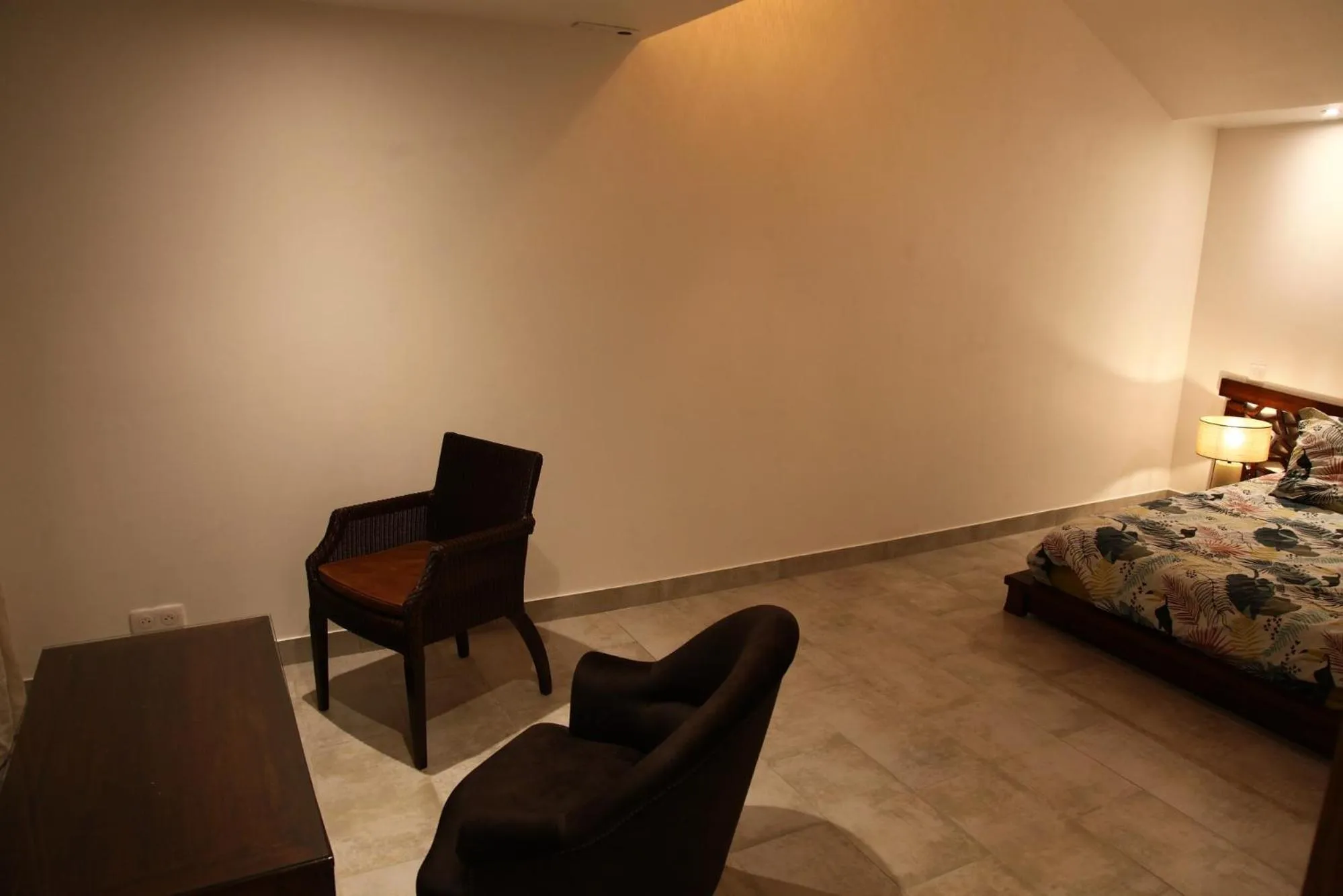 Seating area, Bed in Villa Margaux