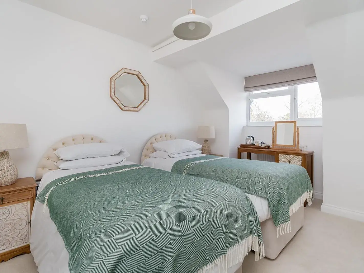 Bedroom in Pike and Eel Hotel and Marina Bedroom in Pike and Eel Hotel and Marina