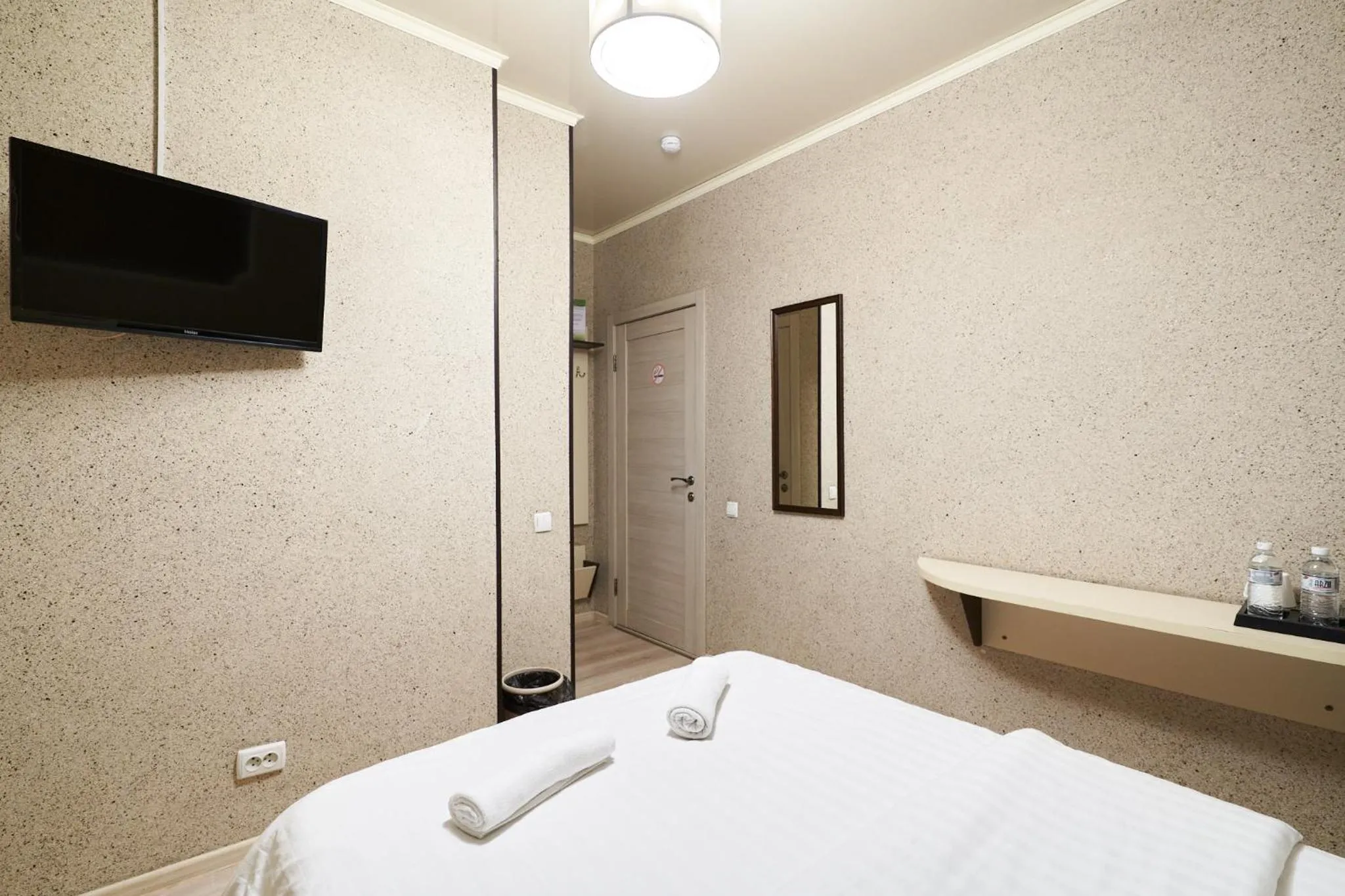 TV and multimedia in 7 days hotel