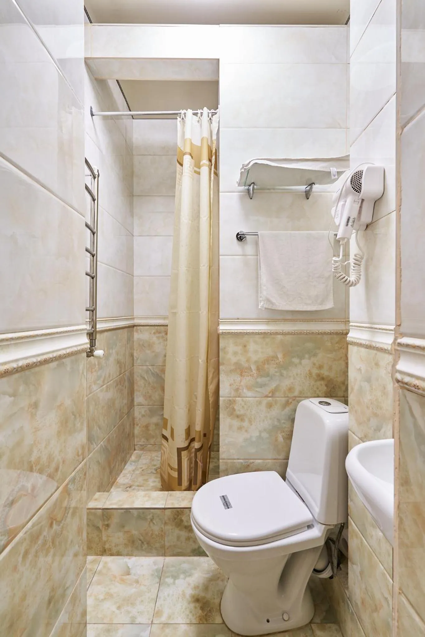 Bathroom in 7 days hotel