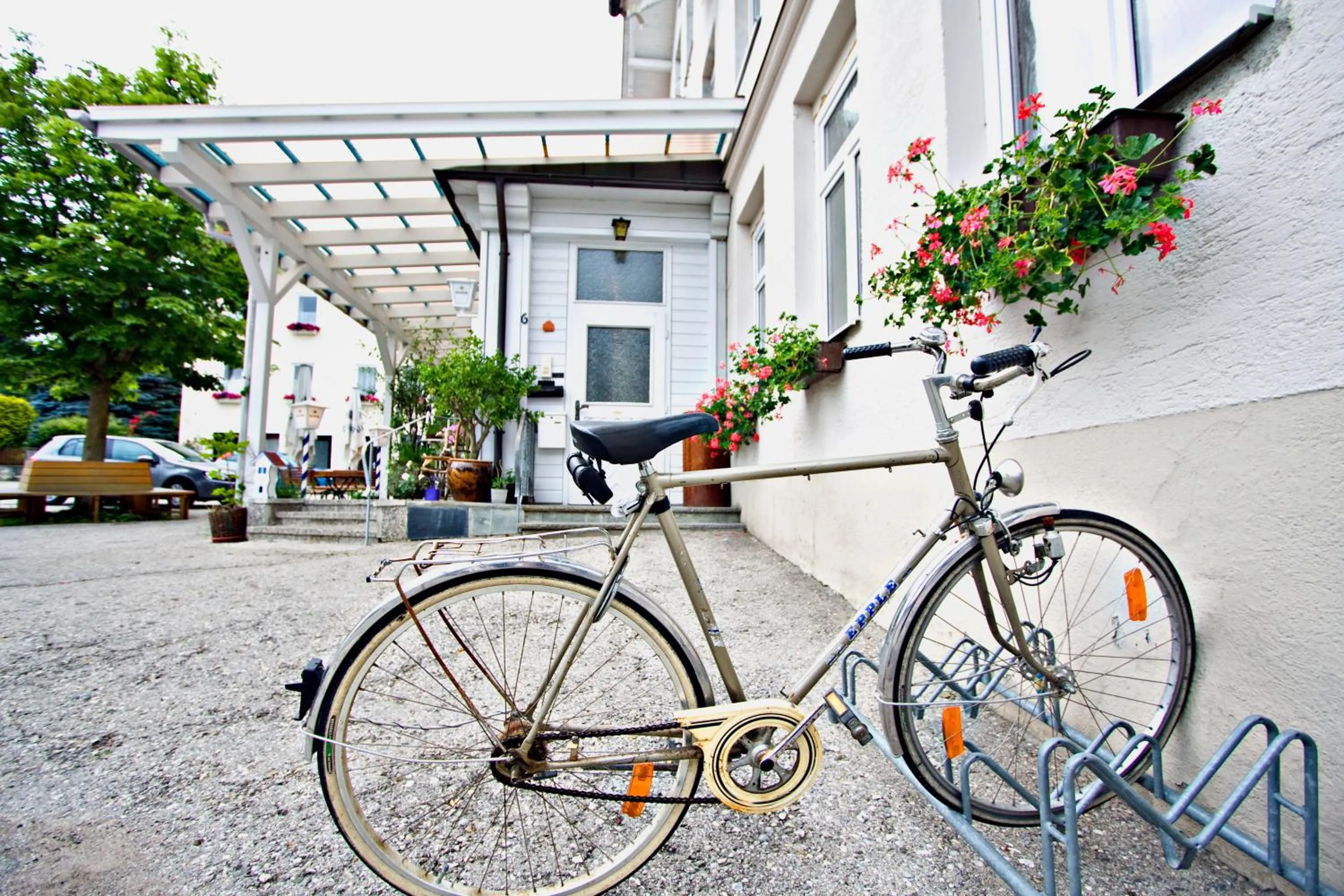 Property building in Gasthof zum Hirsch