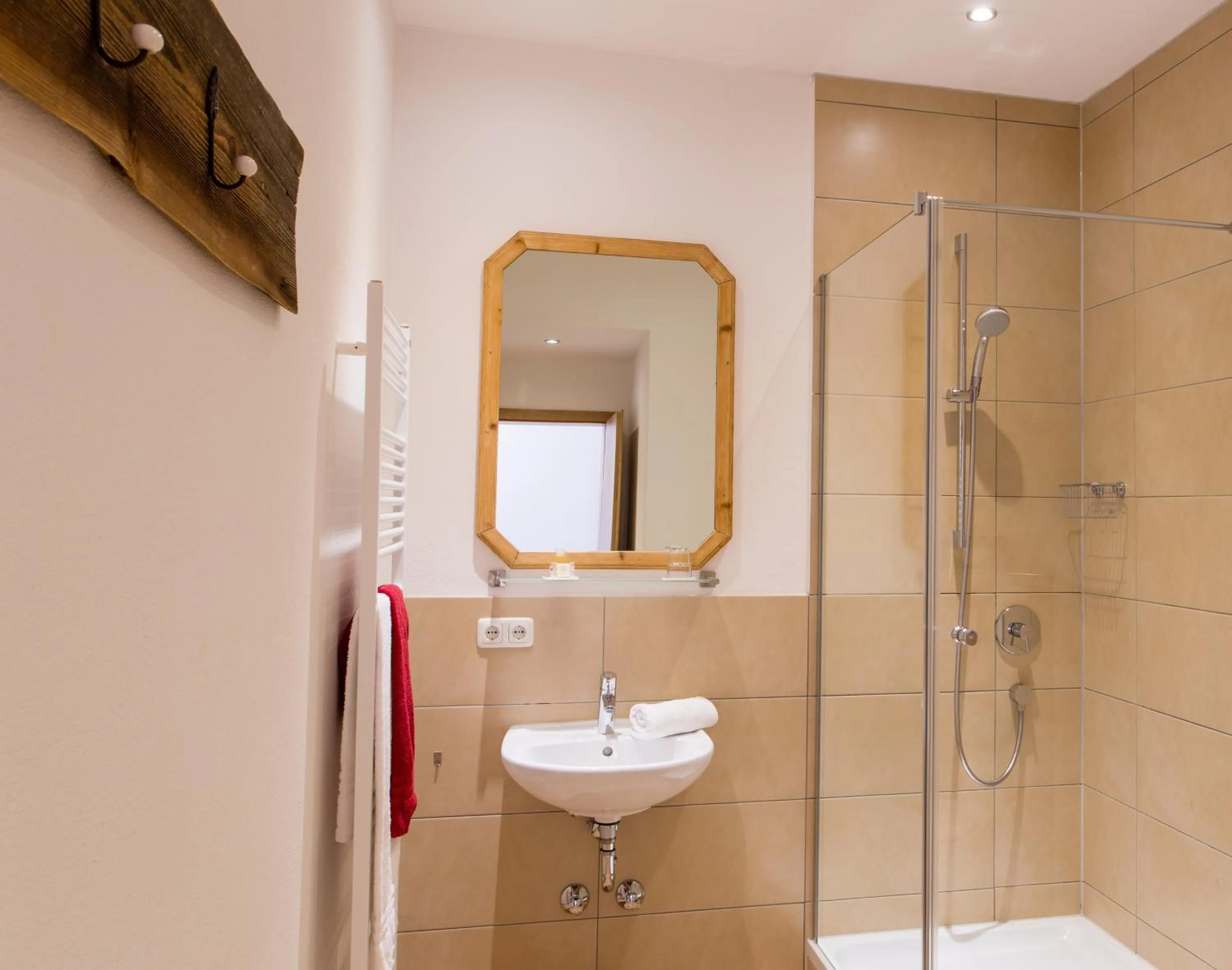 Bathroom in Gasthof zum Hirsch