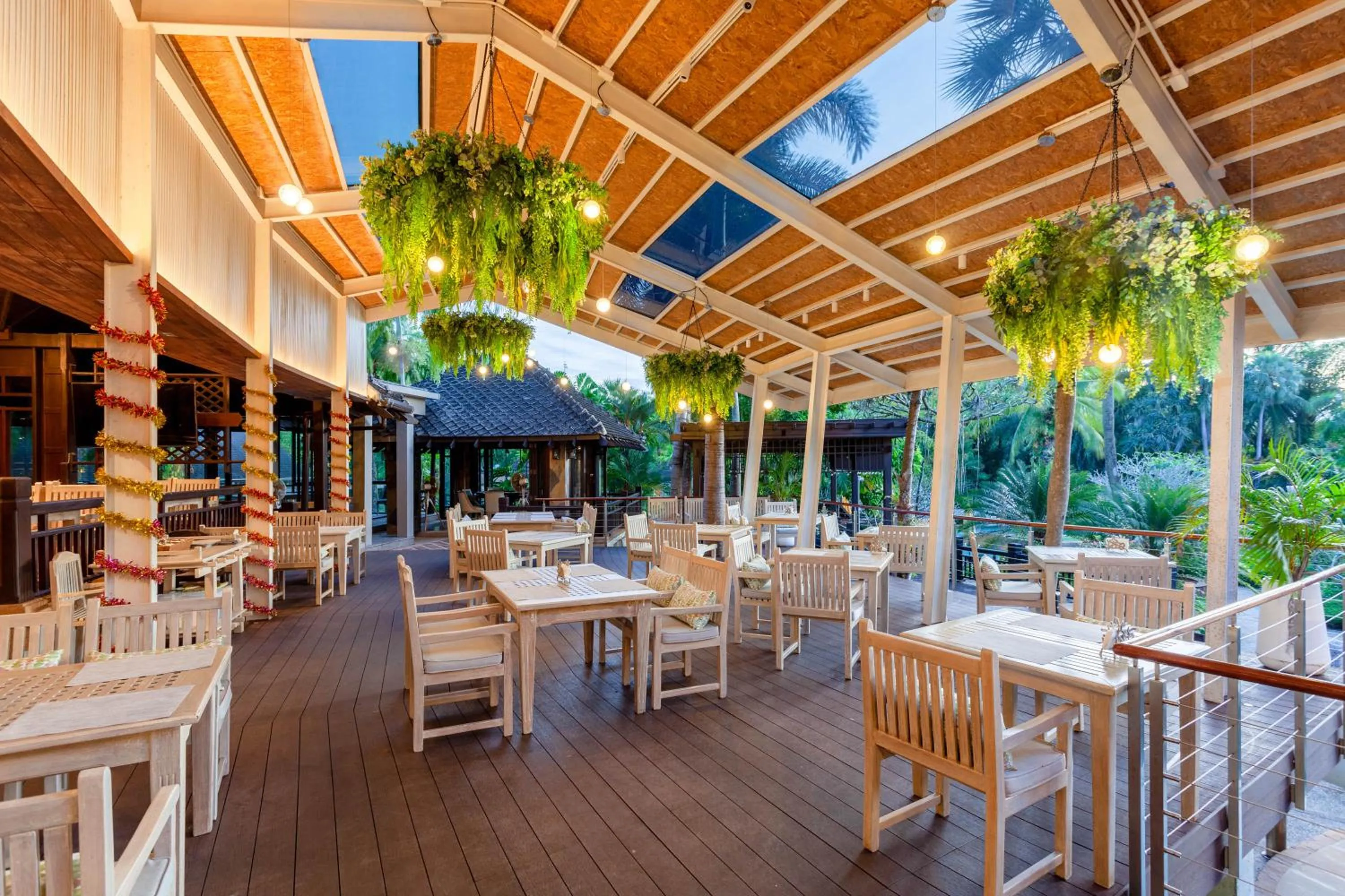 Restaurant/places to eat in The Hotspring Beach Resort & Spa - SHA Extra Plus