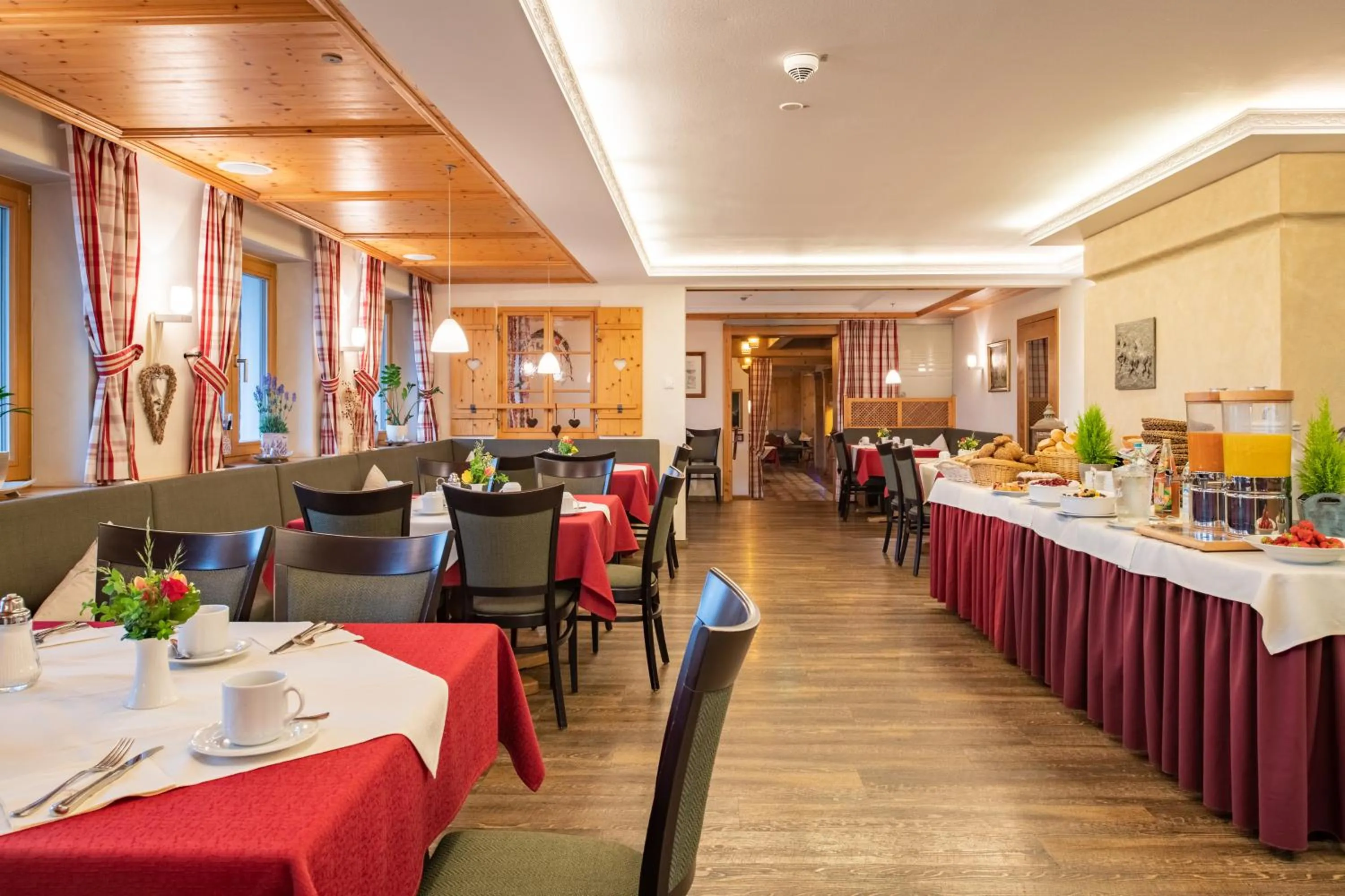 Restaurant/places to eat in Landhotel Schwarzenbach - Wellness & Spa