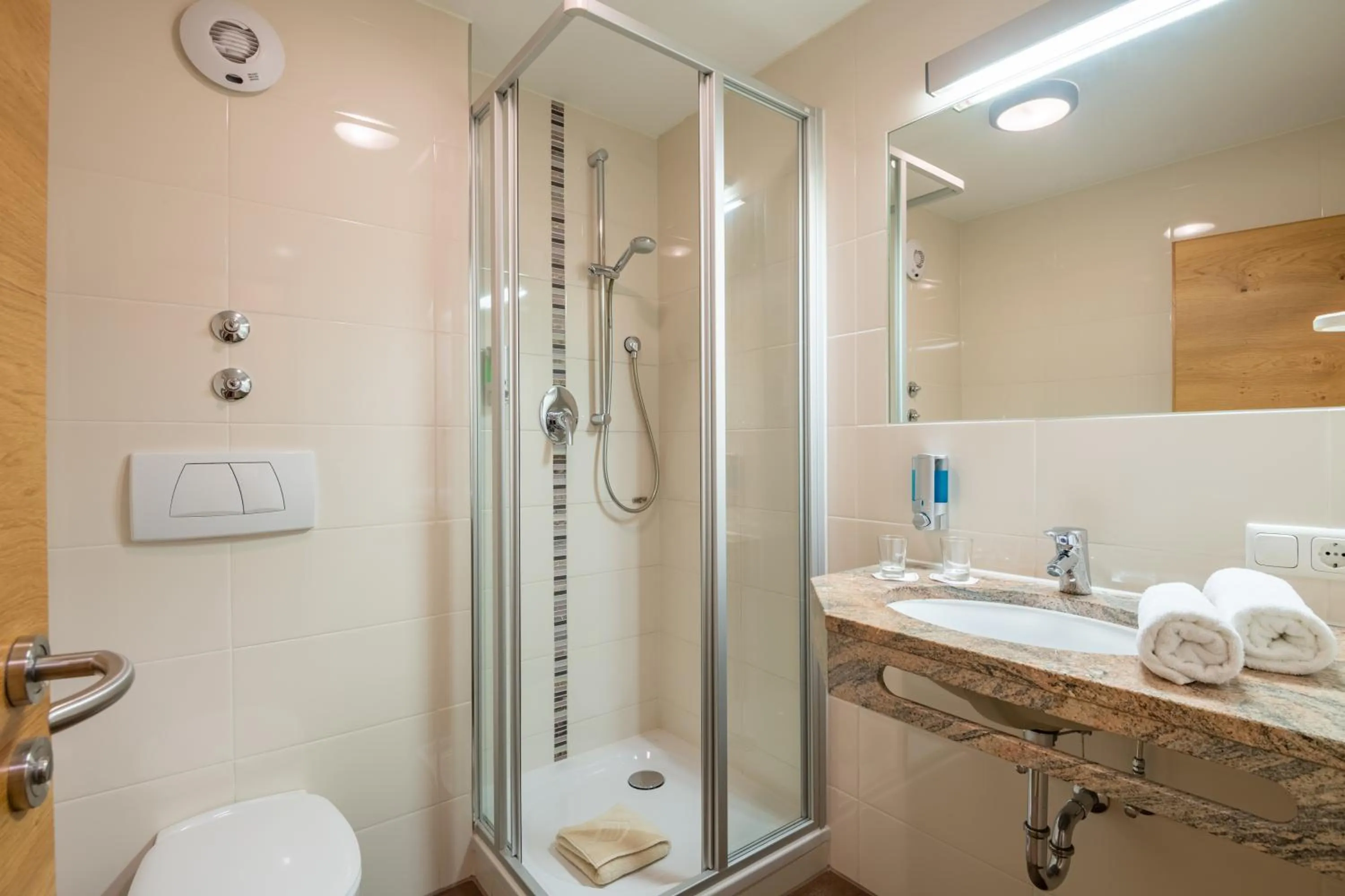 Bathroom in Landhotel Schwarzenbach - Wellness & Spa