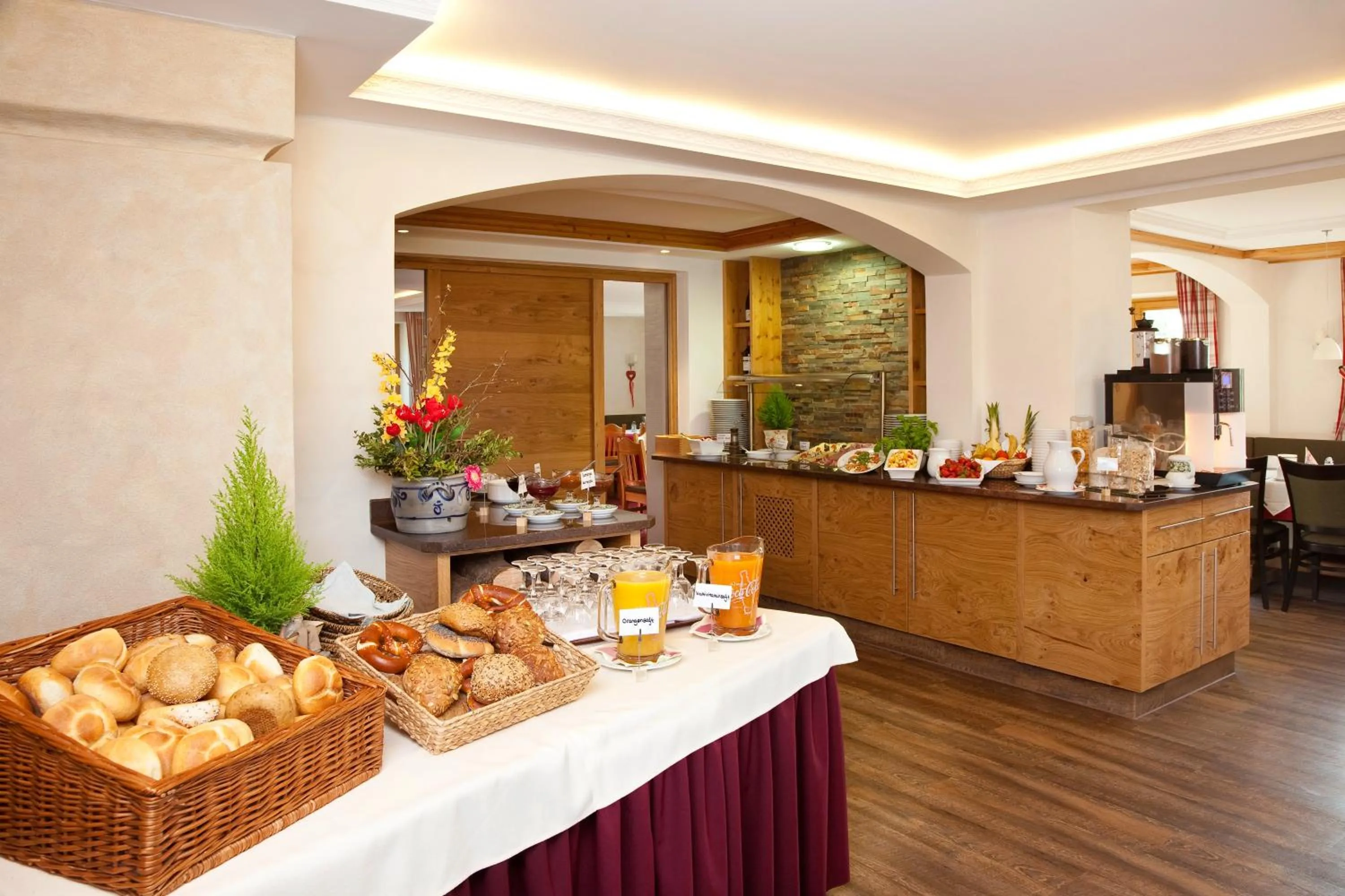 Restaurant/places to eat in Landhotel Schwarzenbach - Wellness & Spa