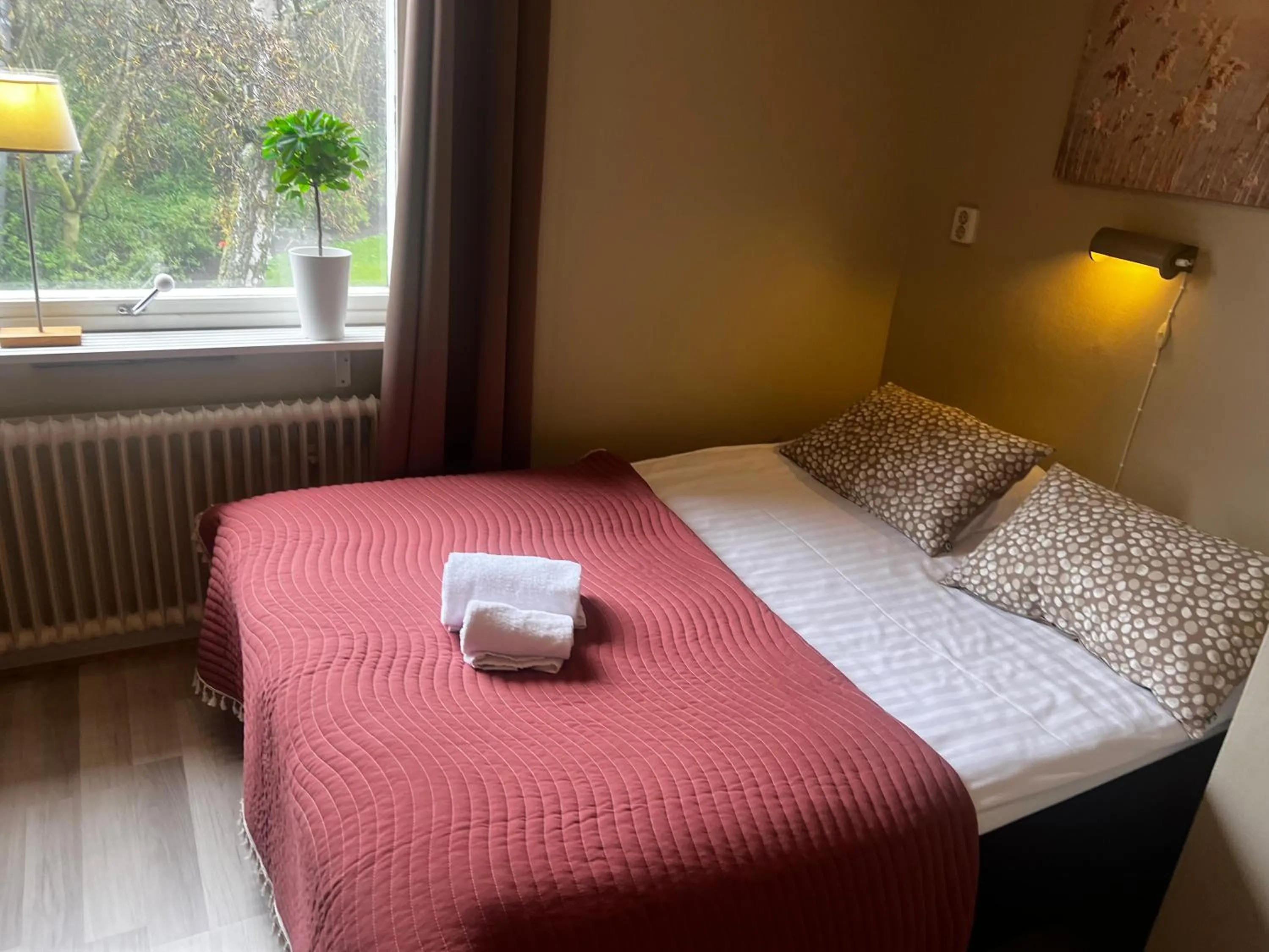 Bed in Aurora Bed & Breakfast