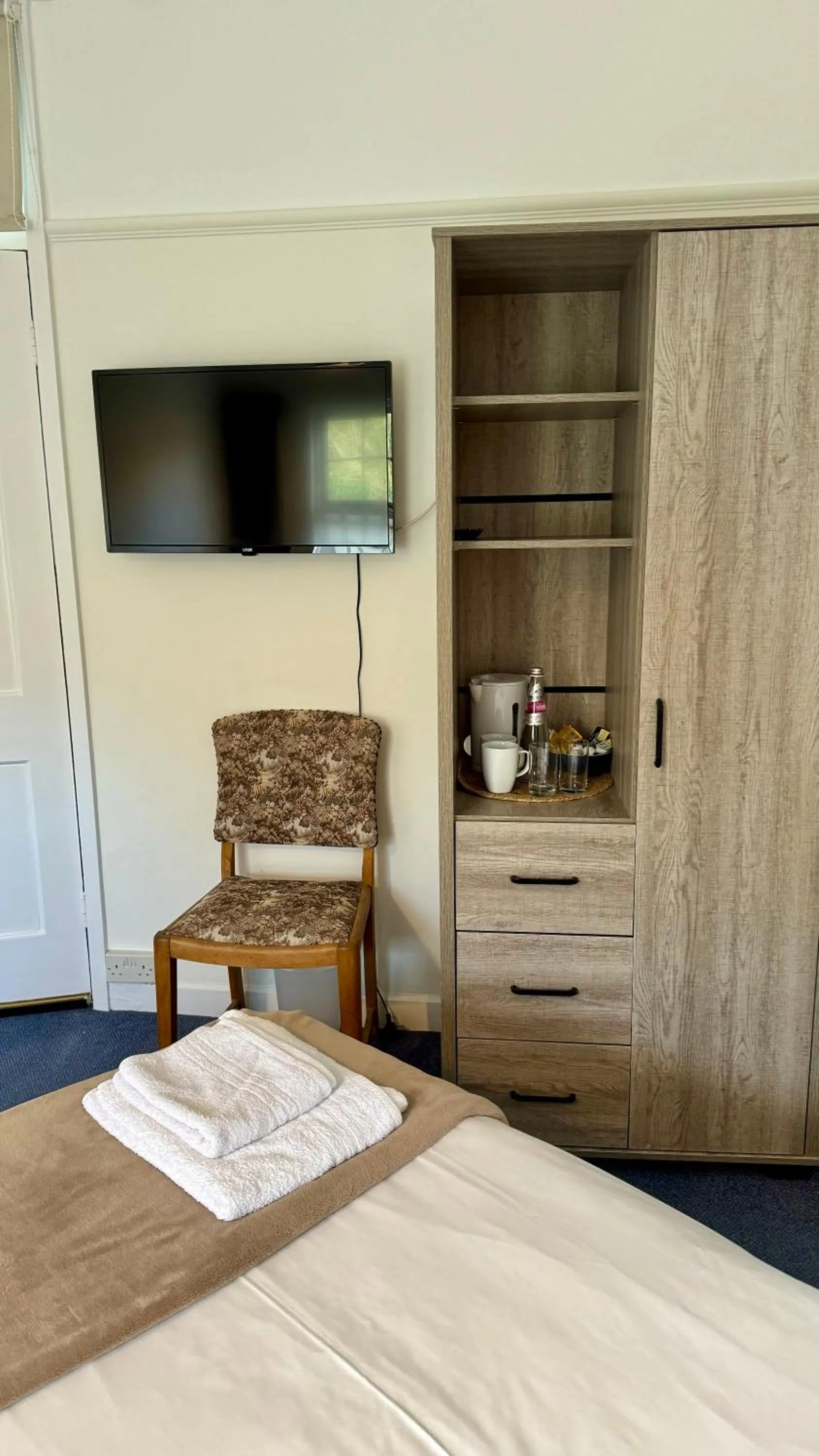 TV and multimedia, Bed in Blue Bell Inn