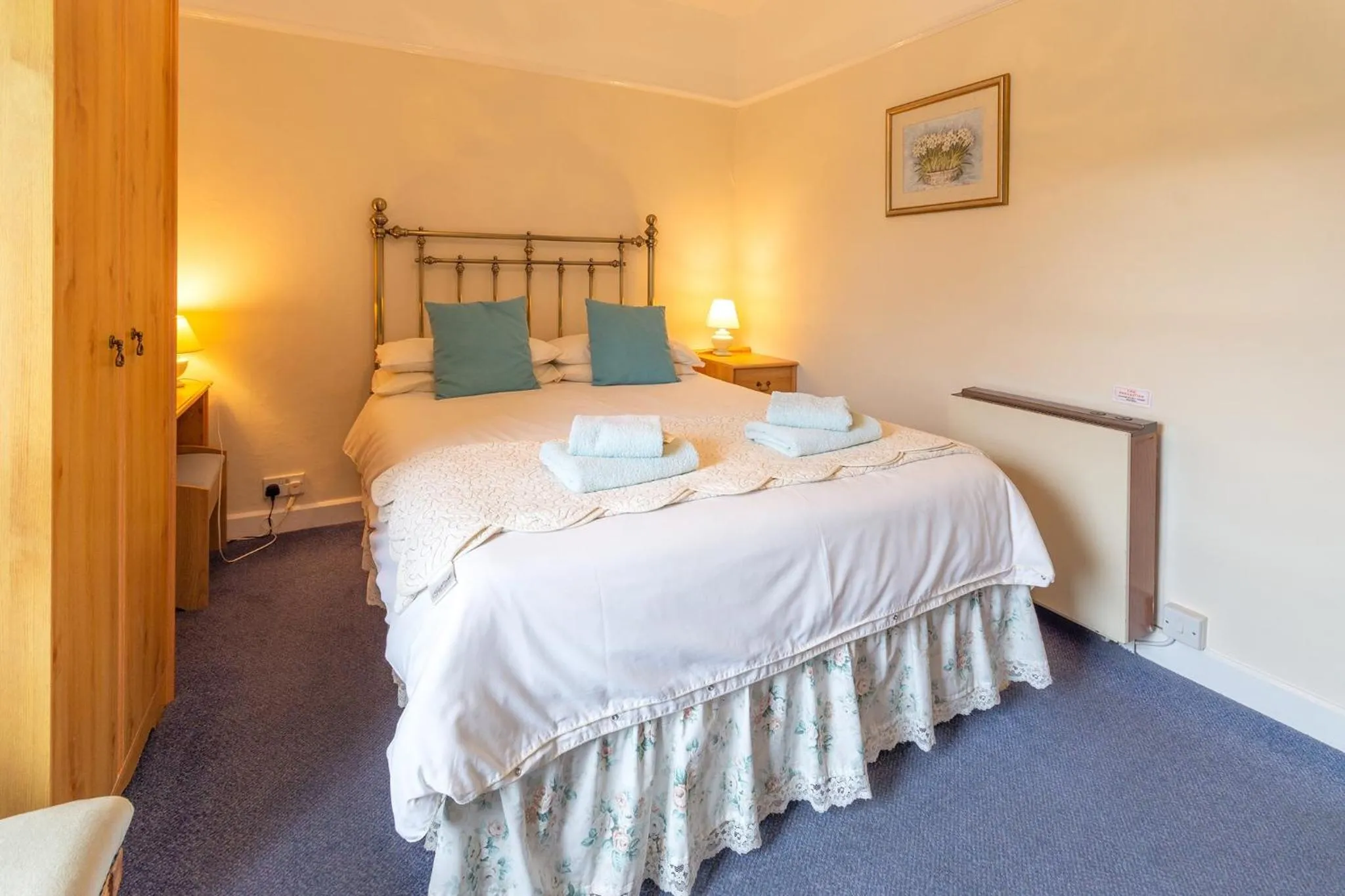 Bed in Blue Bell Inn