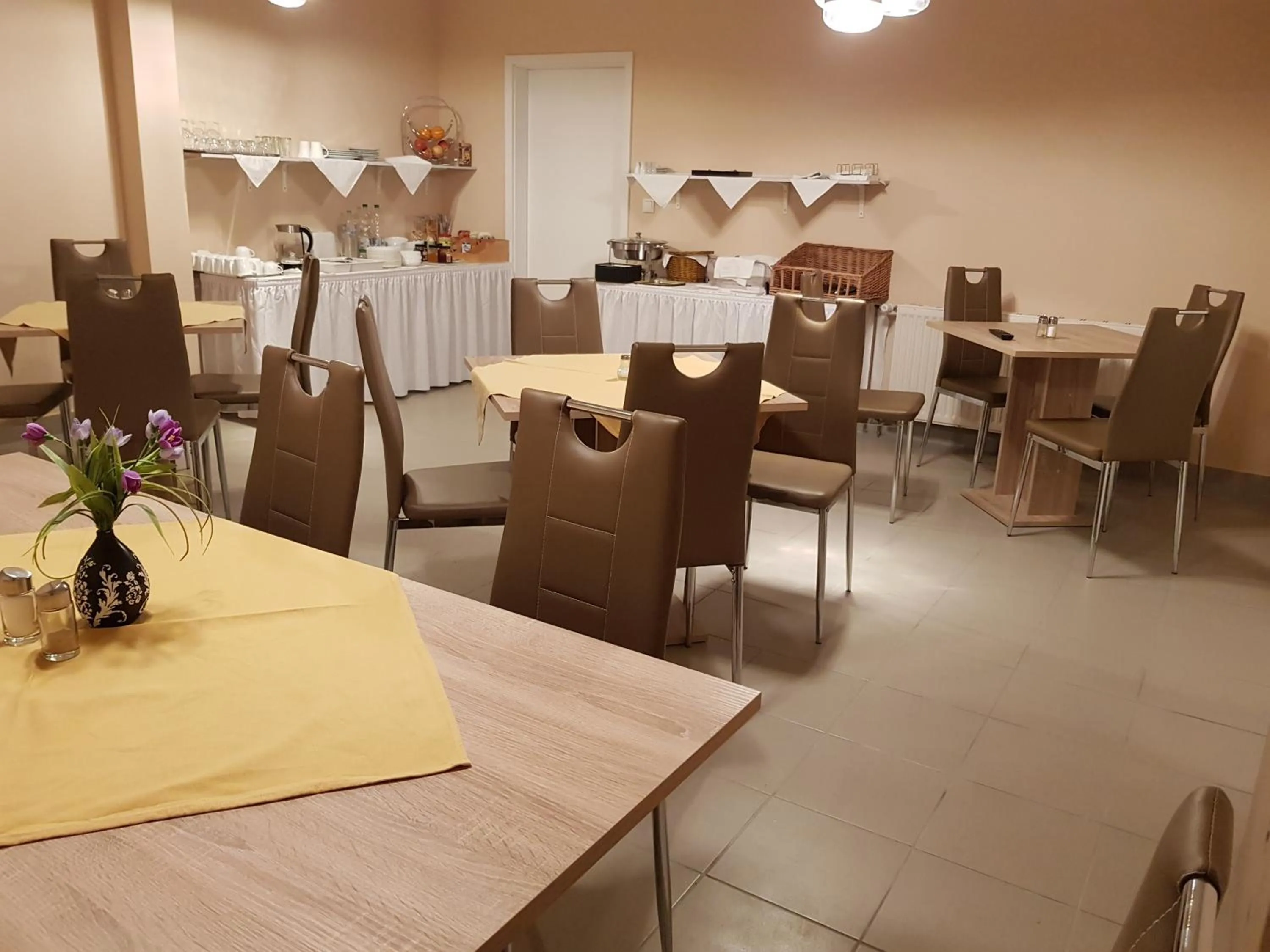 Restaurant/places to eat in Hotel-Residenz Oberurseler Hof