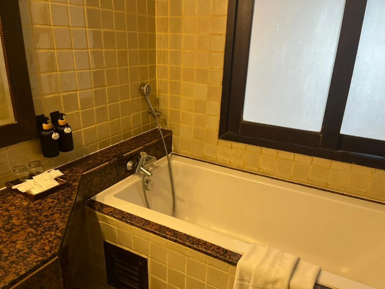 Bathroom in Garden Cliff Resort And Spa