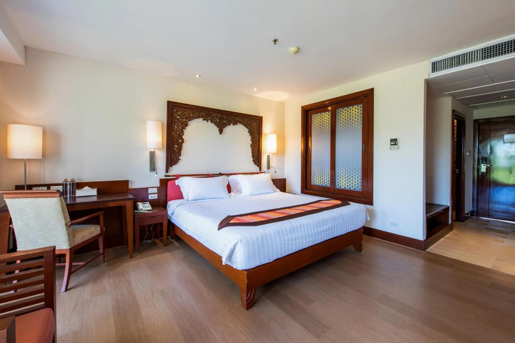 Bedroom, Bed in Garden Cliff Resort And Spa